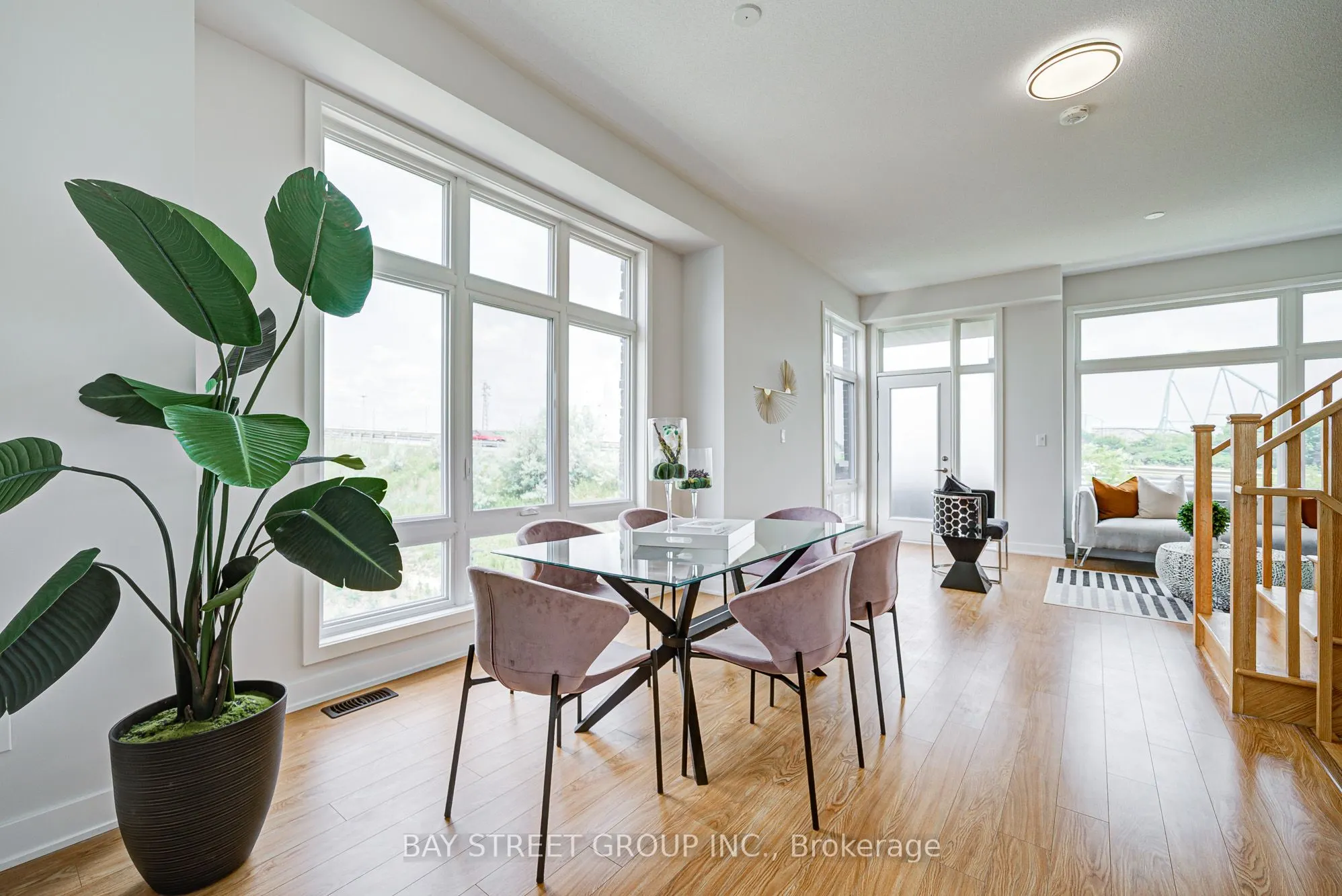 35 Carpaccio Avenue