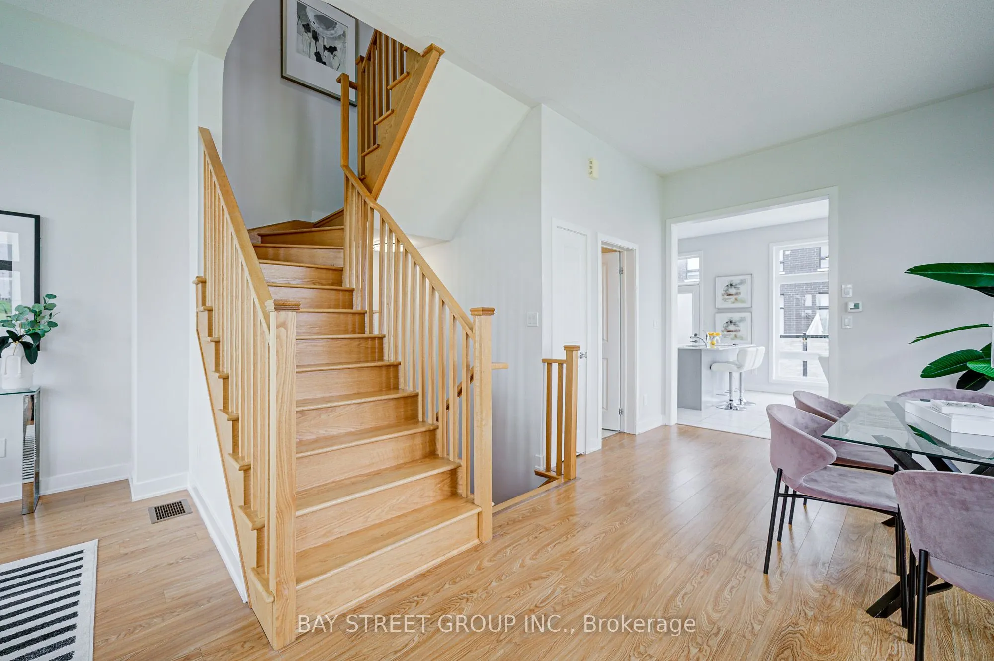 35 Carpaccio Avenue