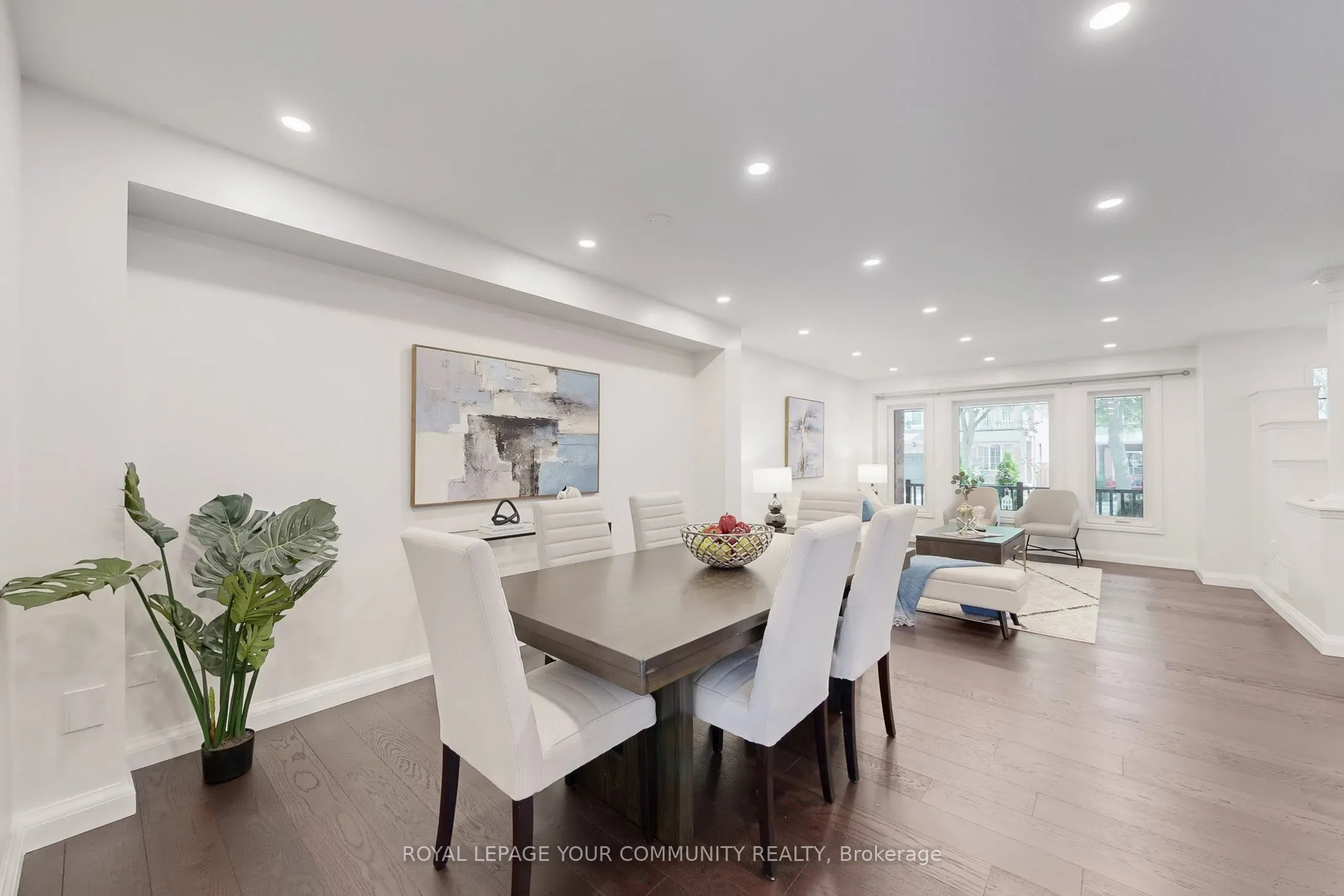 199 Equator Crescent