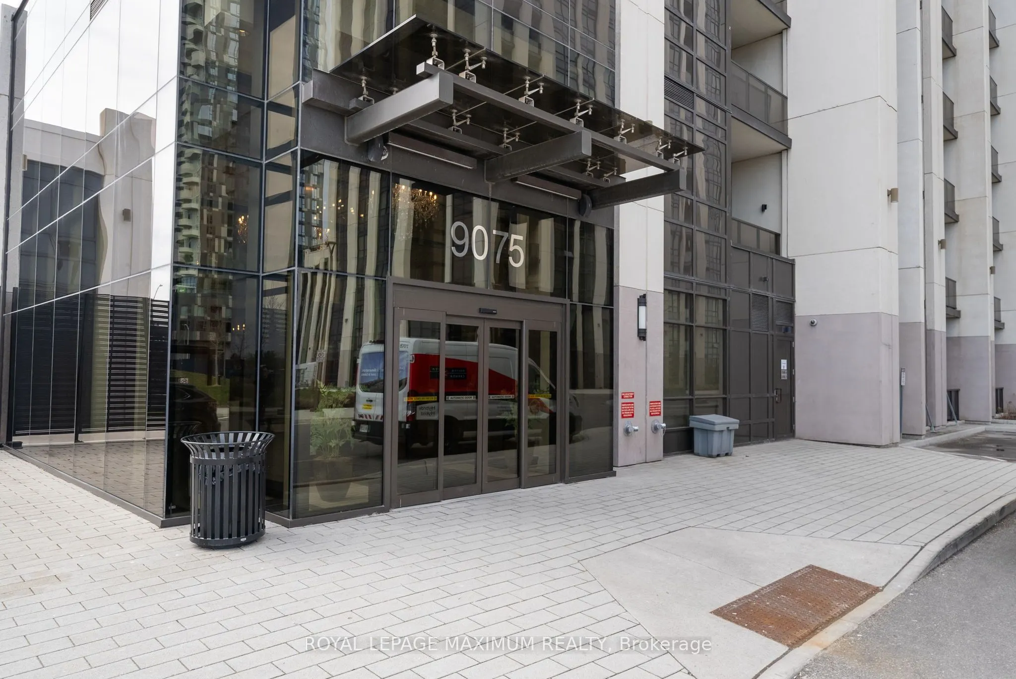 9075 Jane Street #1804