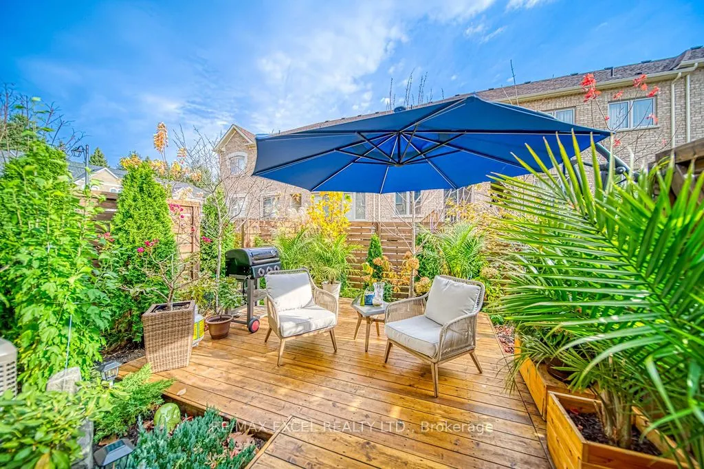 43 DURBLEE Avenue