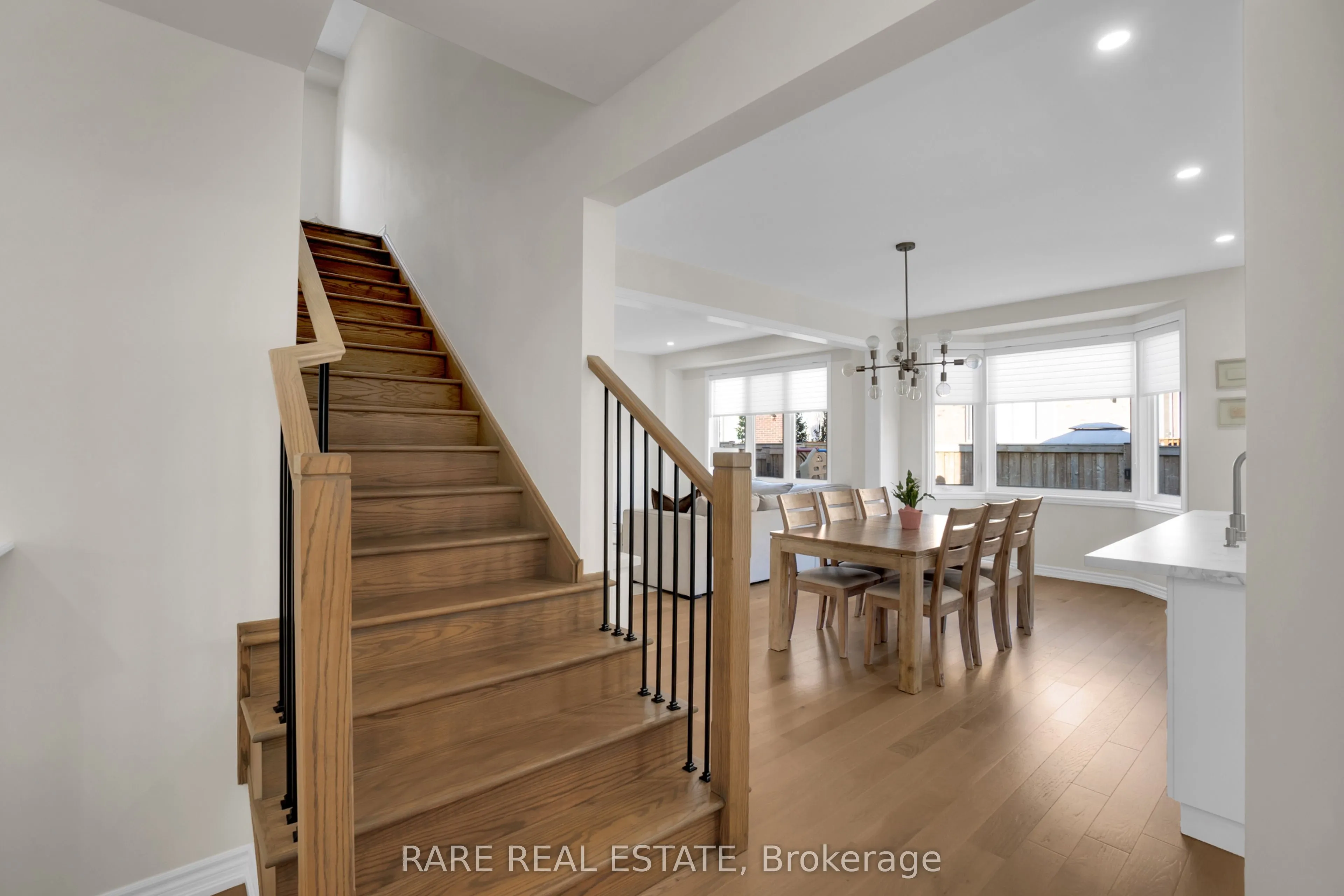 206 Stevenson Crescent