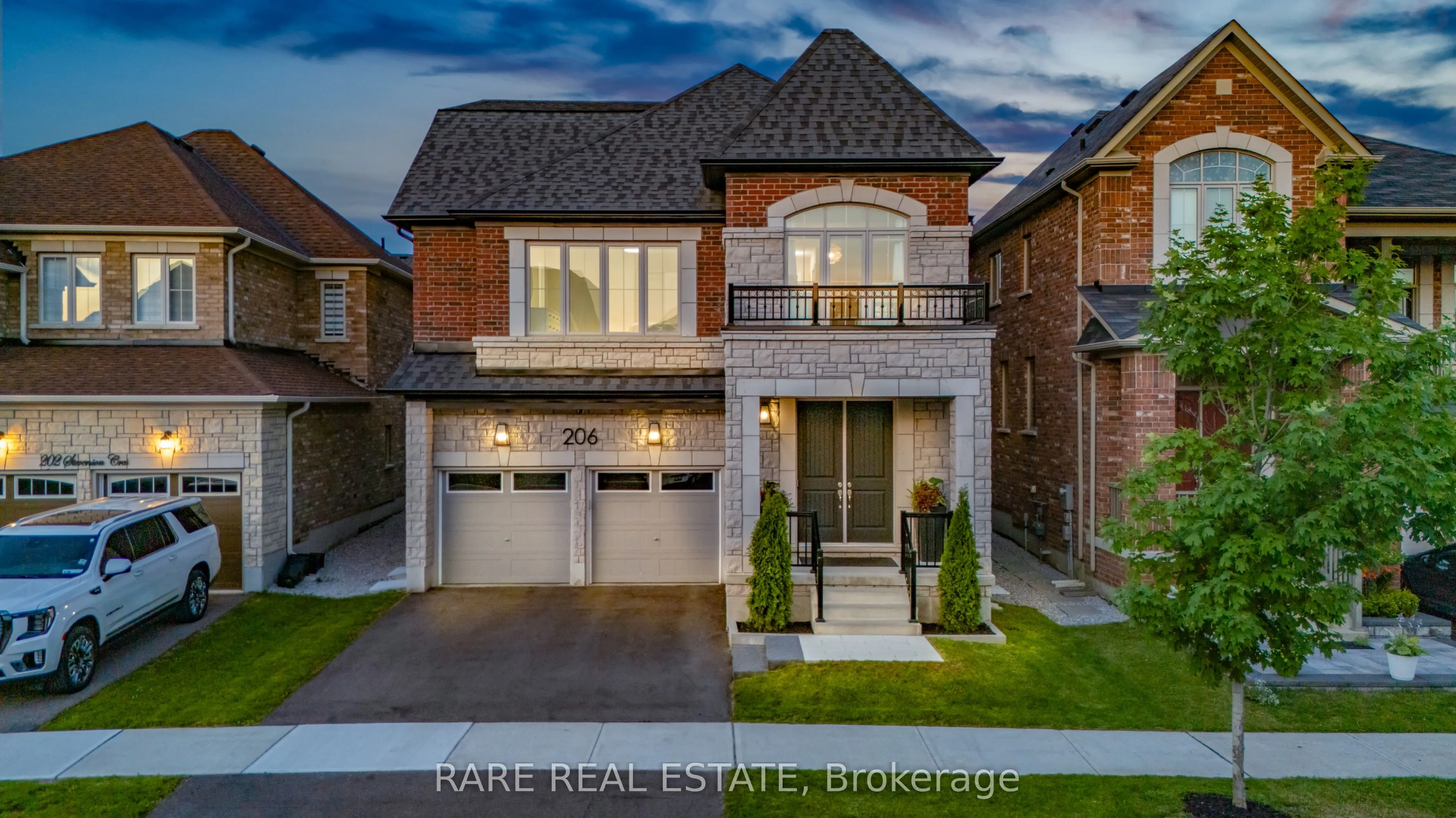 206 Stevenson Crescent