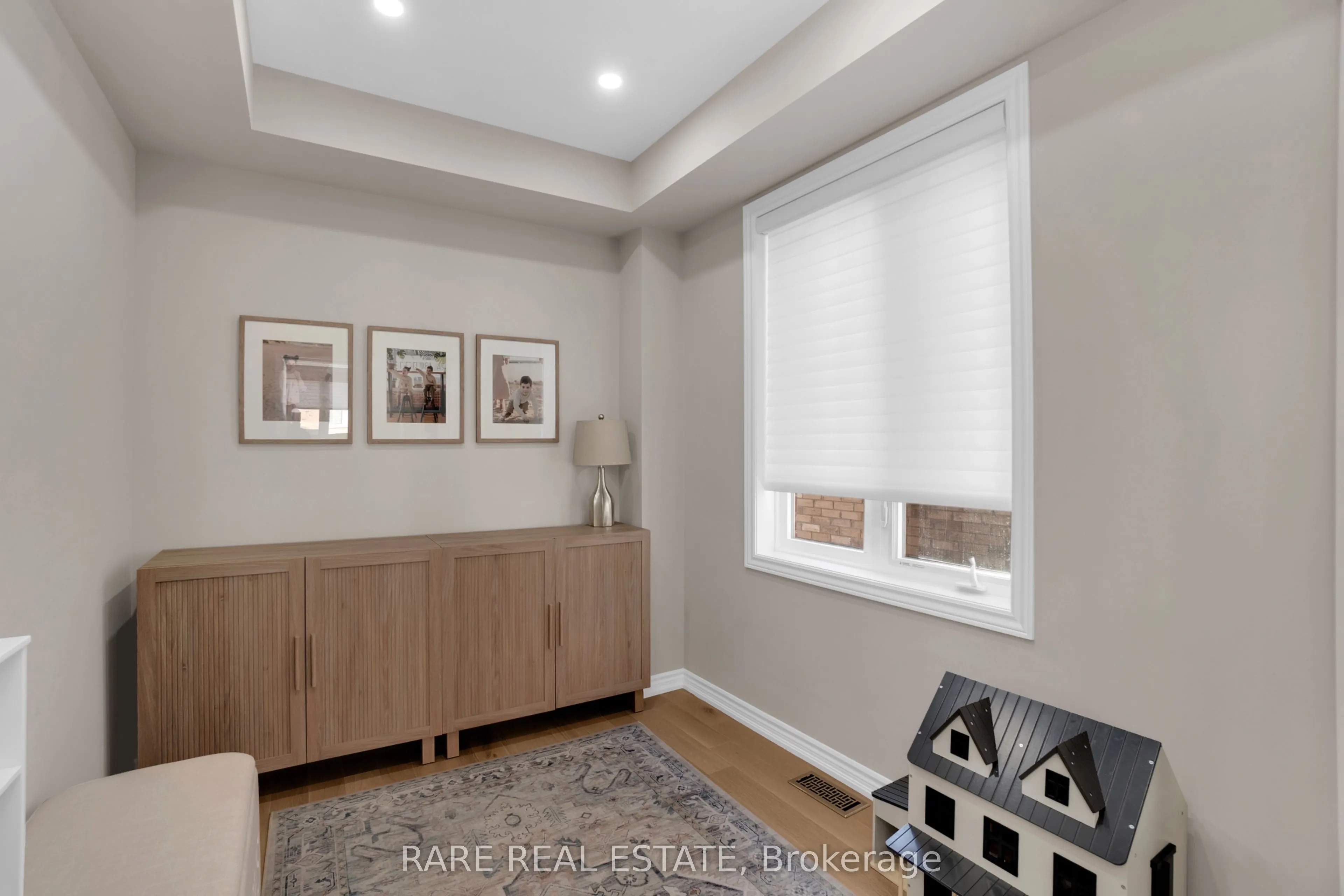 206 Stevenson Crescent