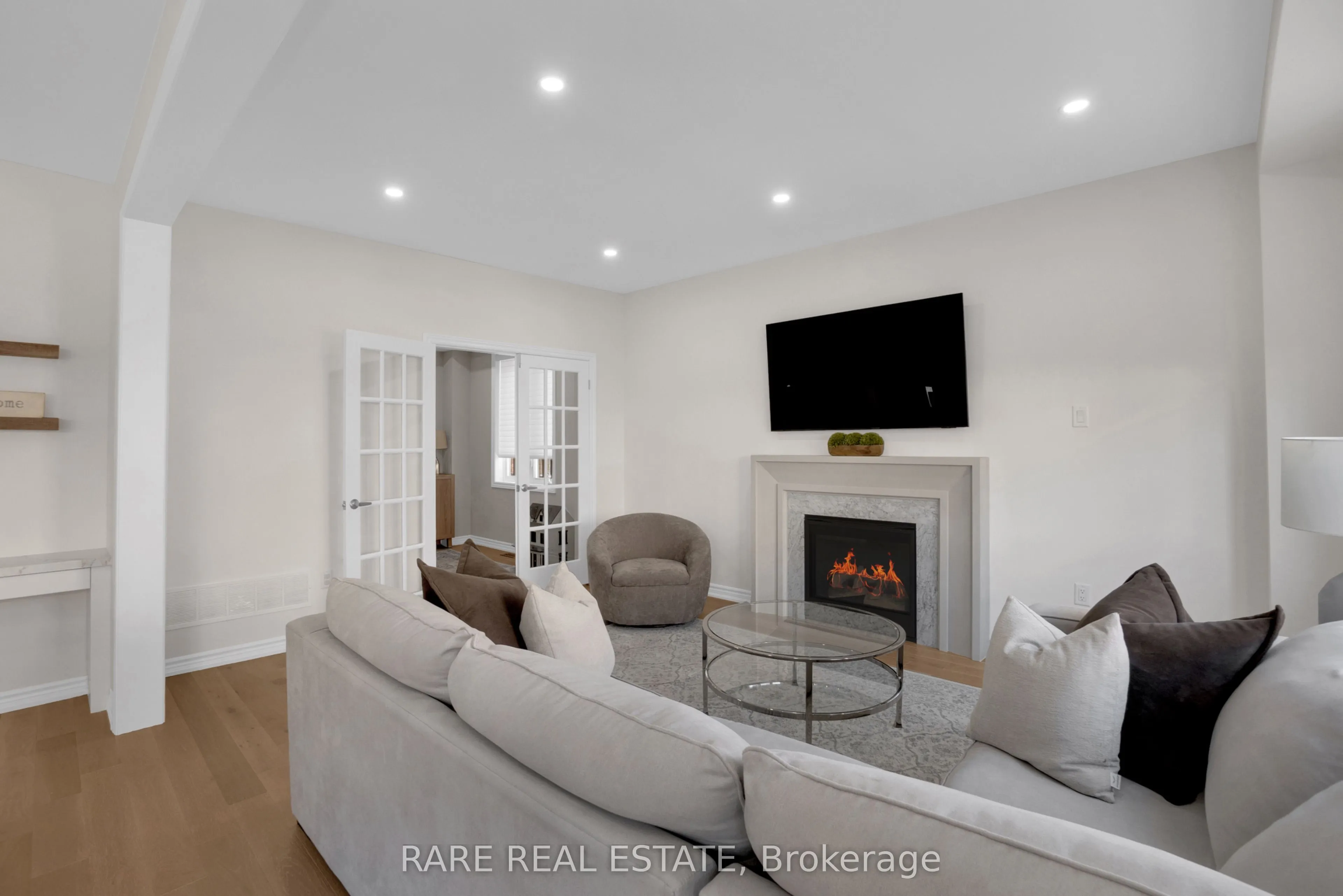 206 Stevenson Crescent
