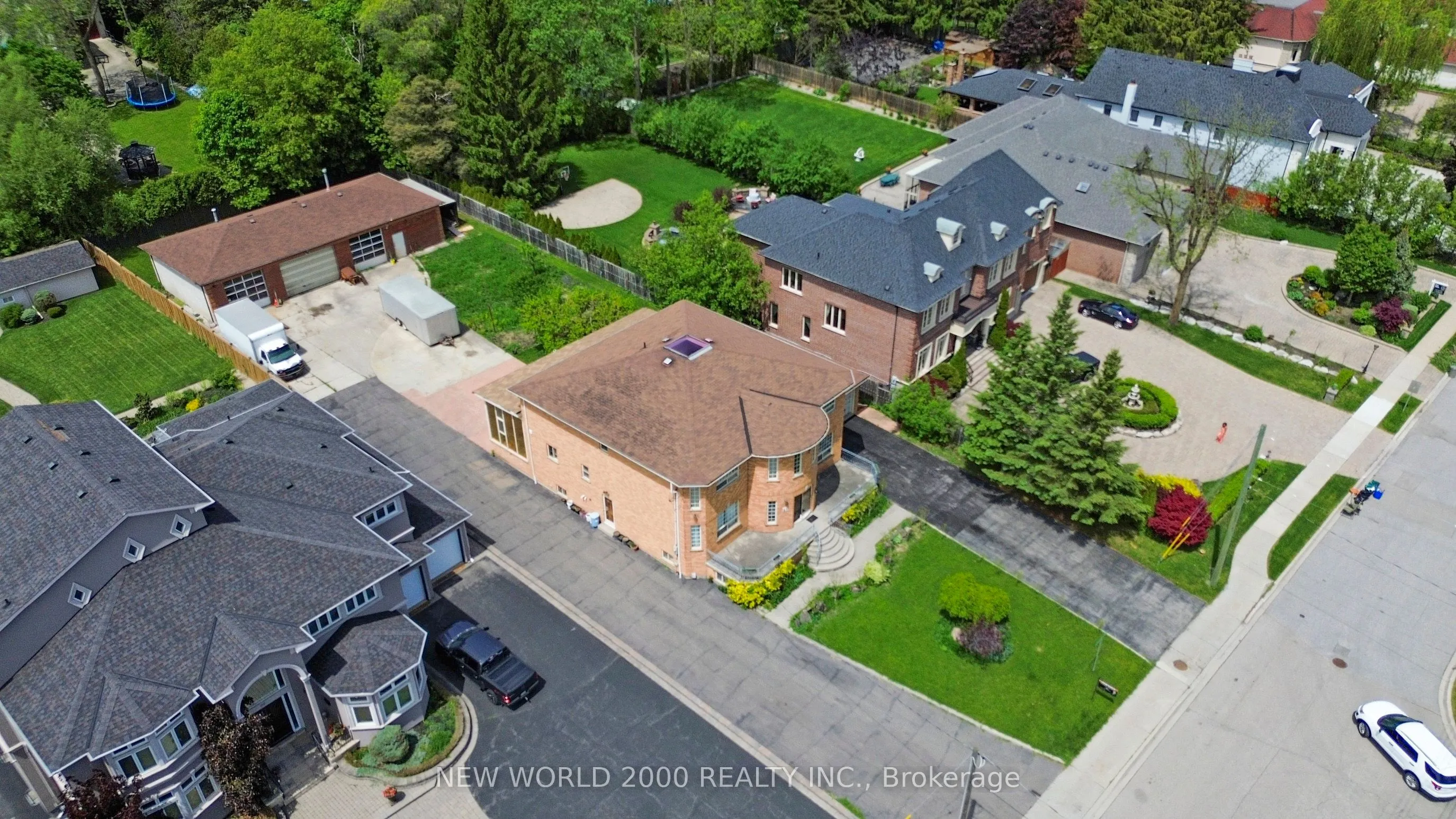 62 Langstaff Road W
