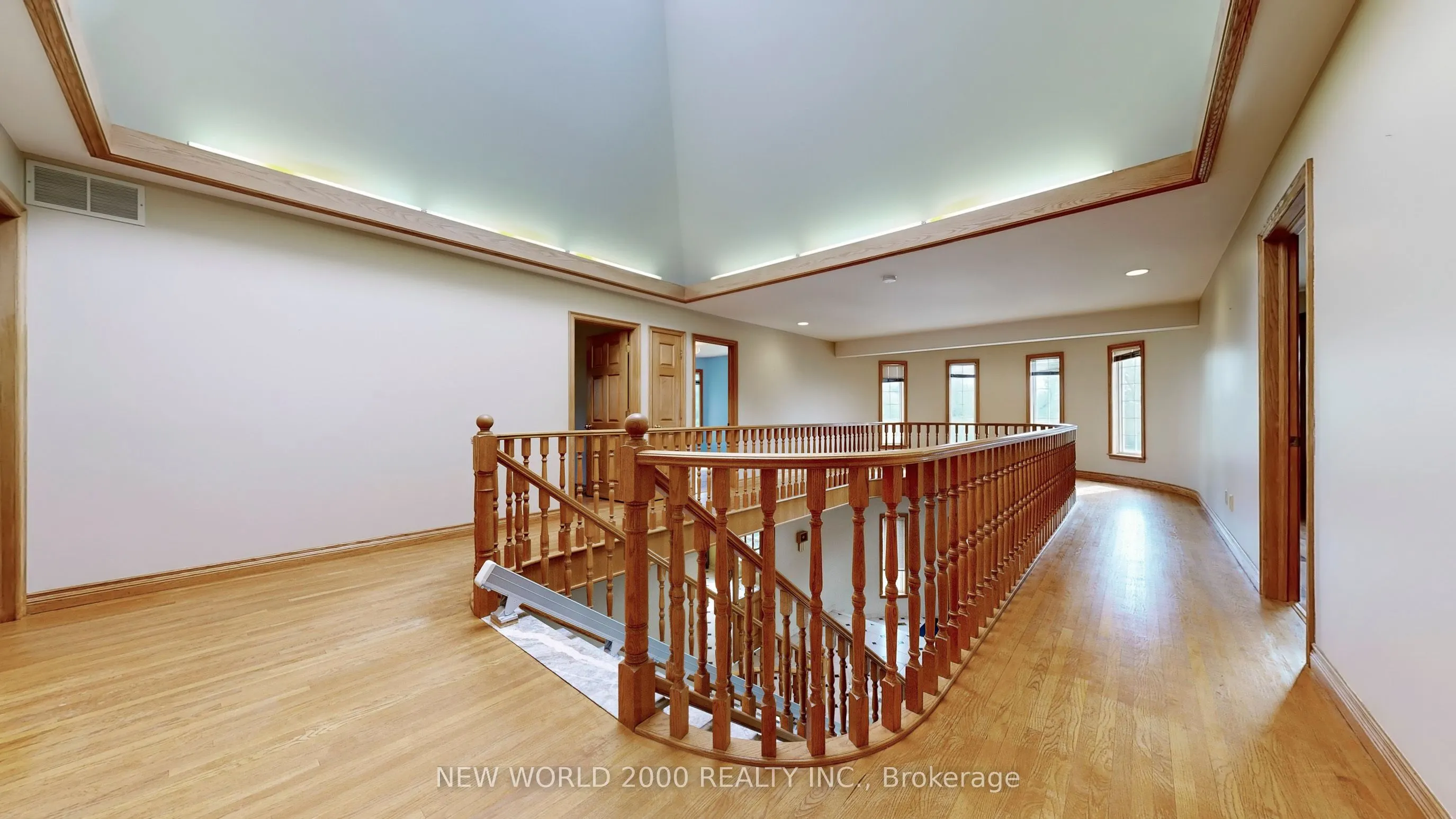 62 Langstaff Road W