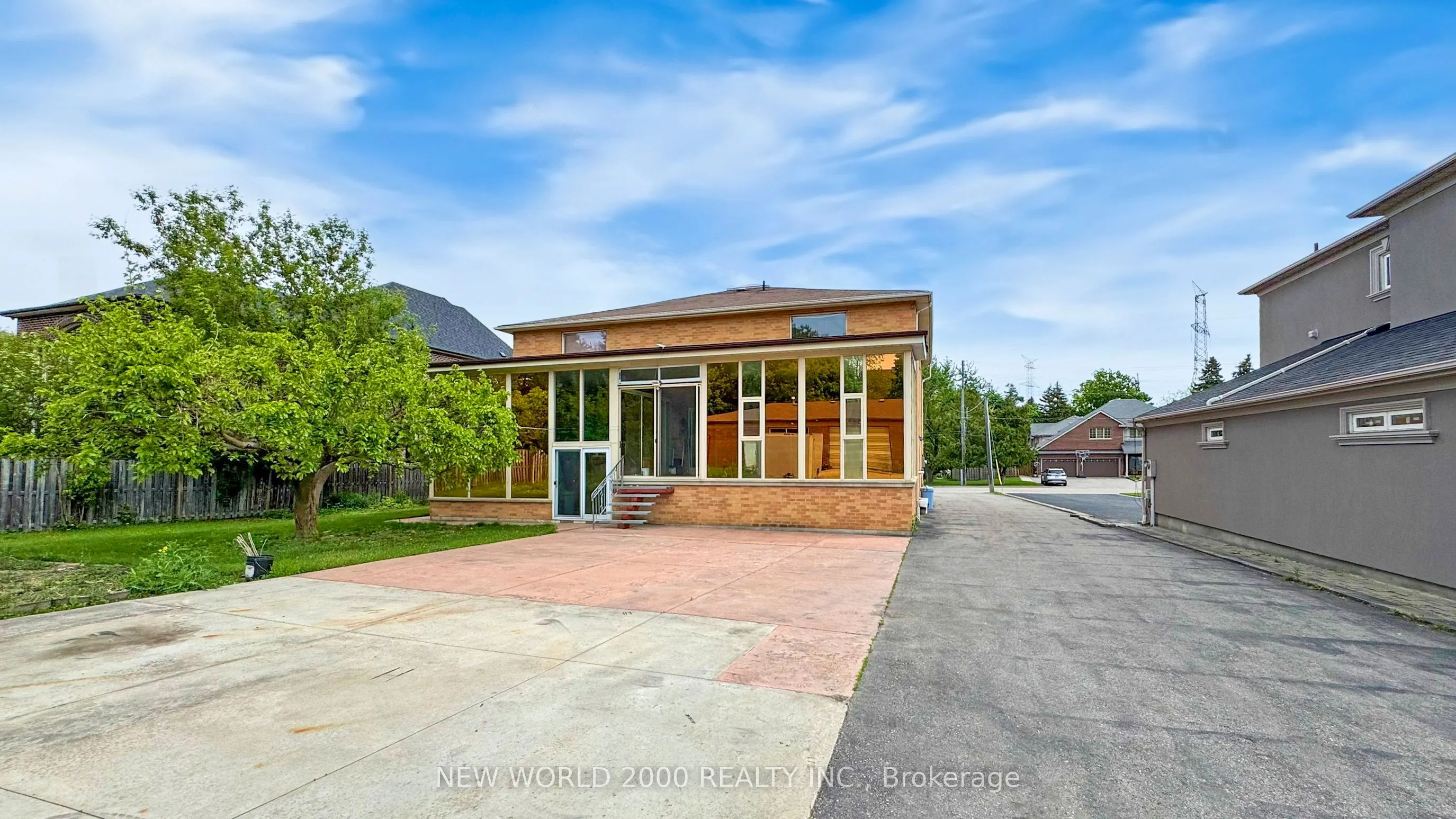 62 Langstaff Road W