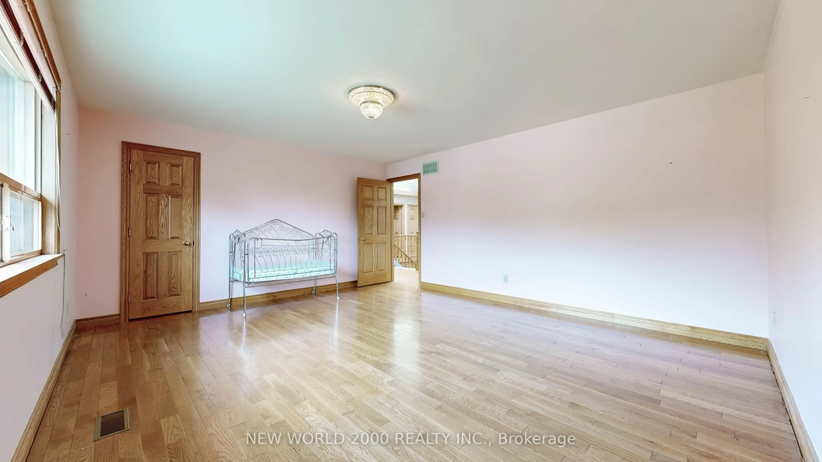 62 Langstaff Road W