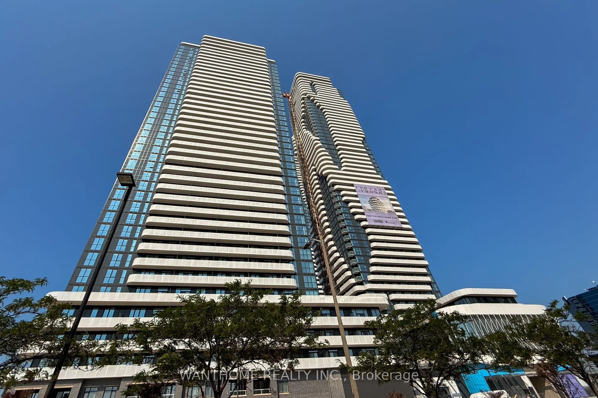 28 Interchange Way, #617