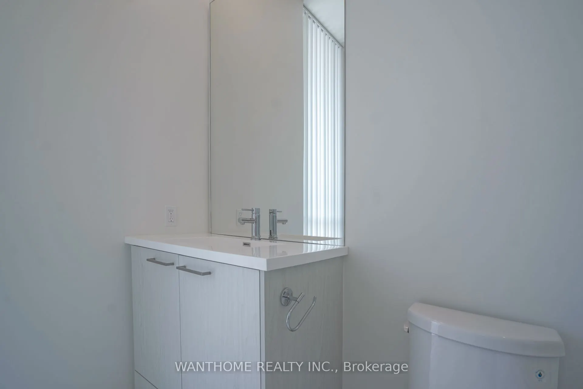 28 Interchange Way, #617