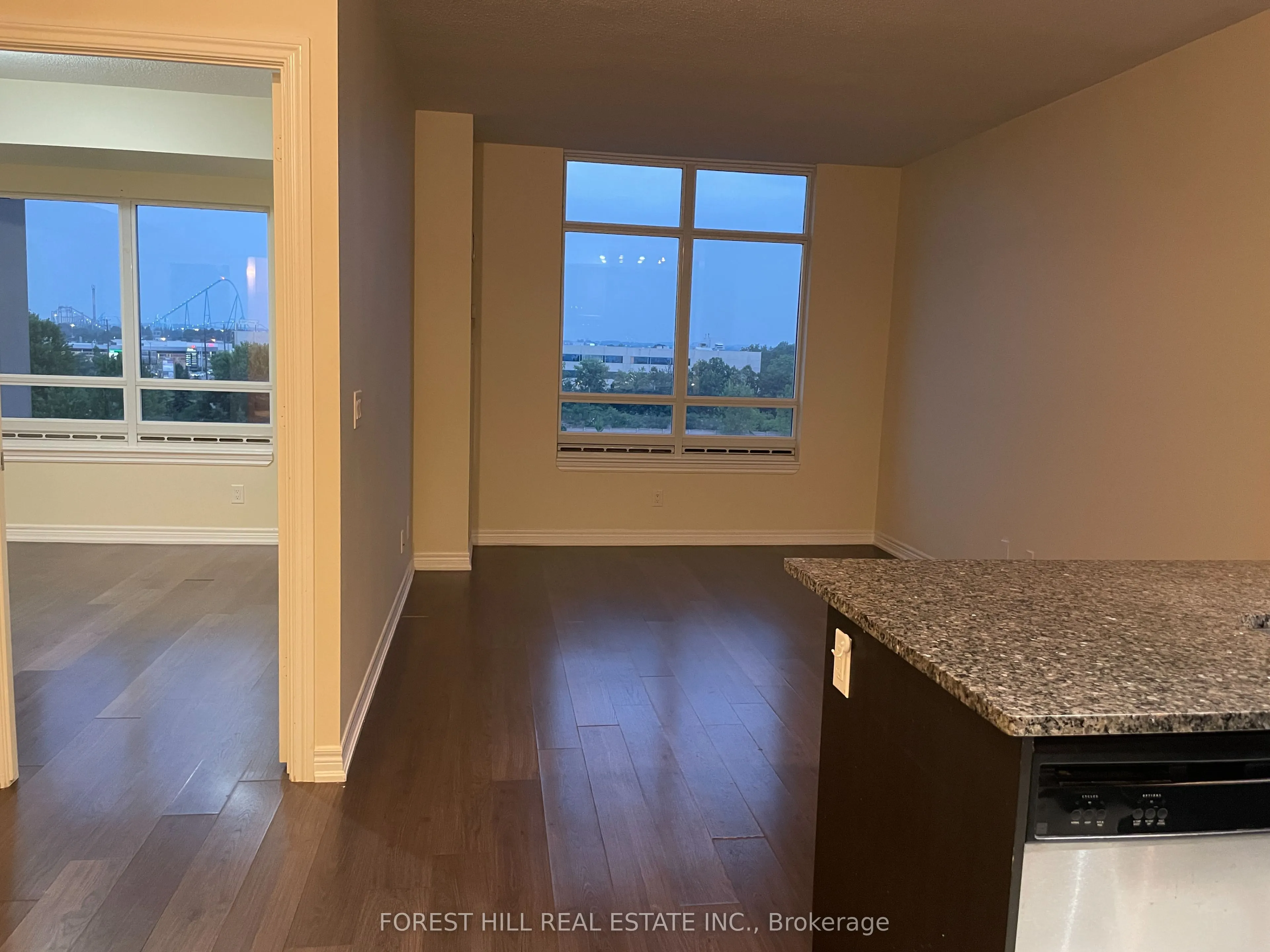 9245 Jane Street, #614