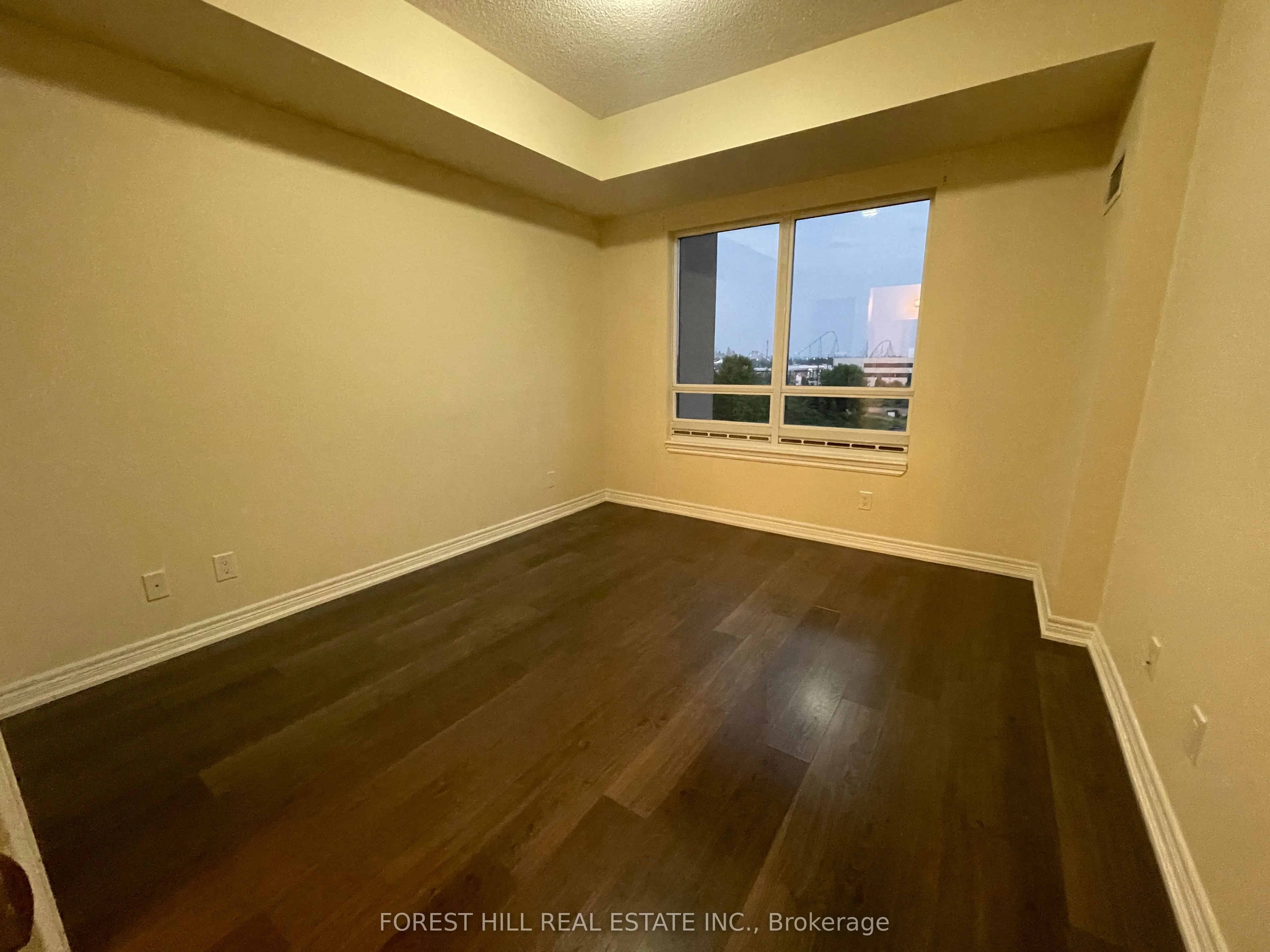9245 Jane Street, #614