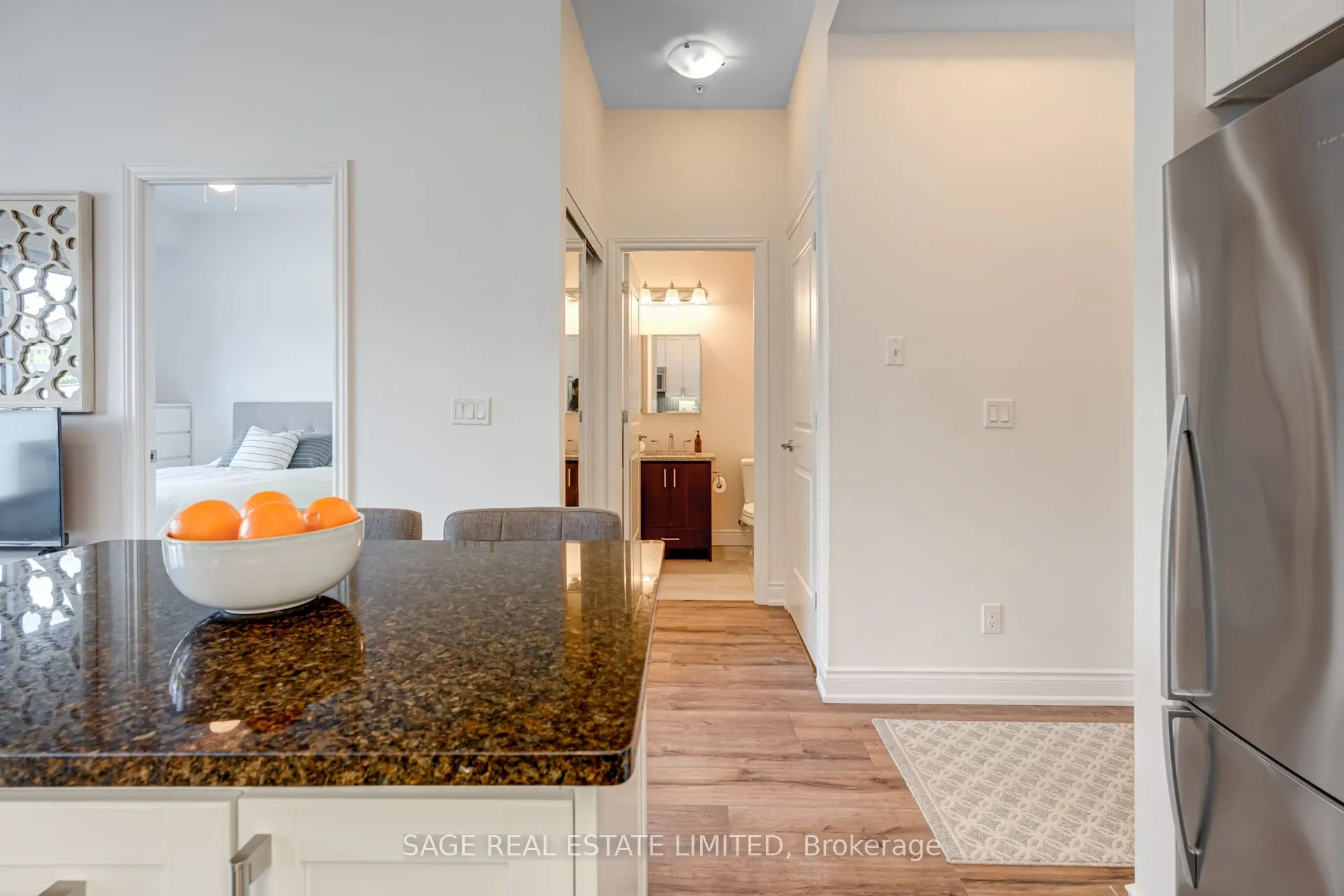 9090 Yonge Street, #102B