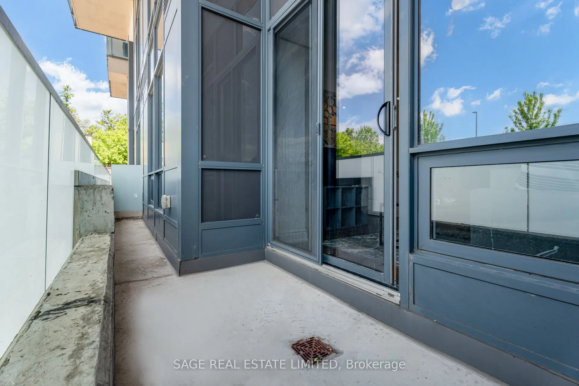 9090 Yonge Street, #102B