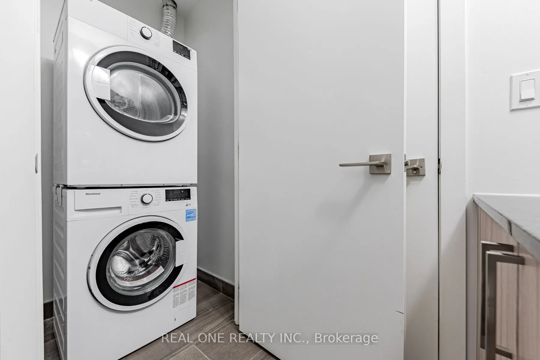 278 Buchanan Drive, #625E