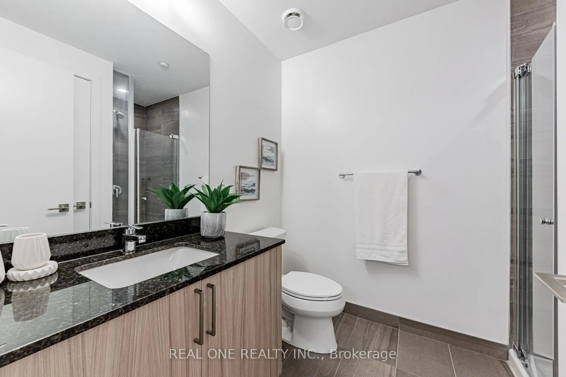 278 Buchanan Drive, #625E