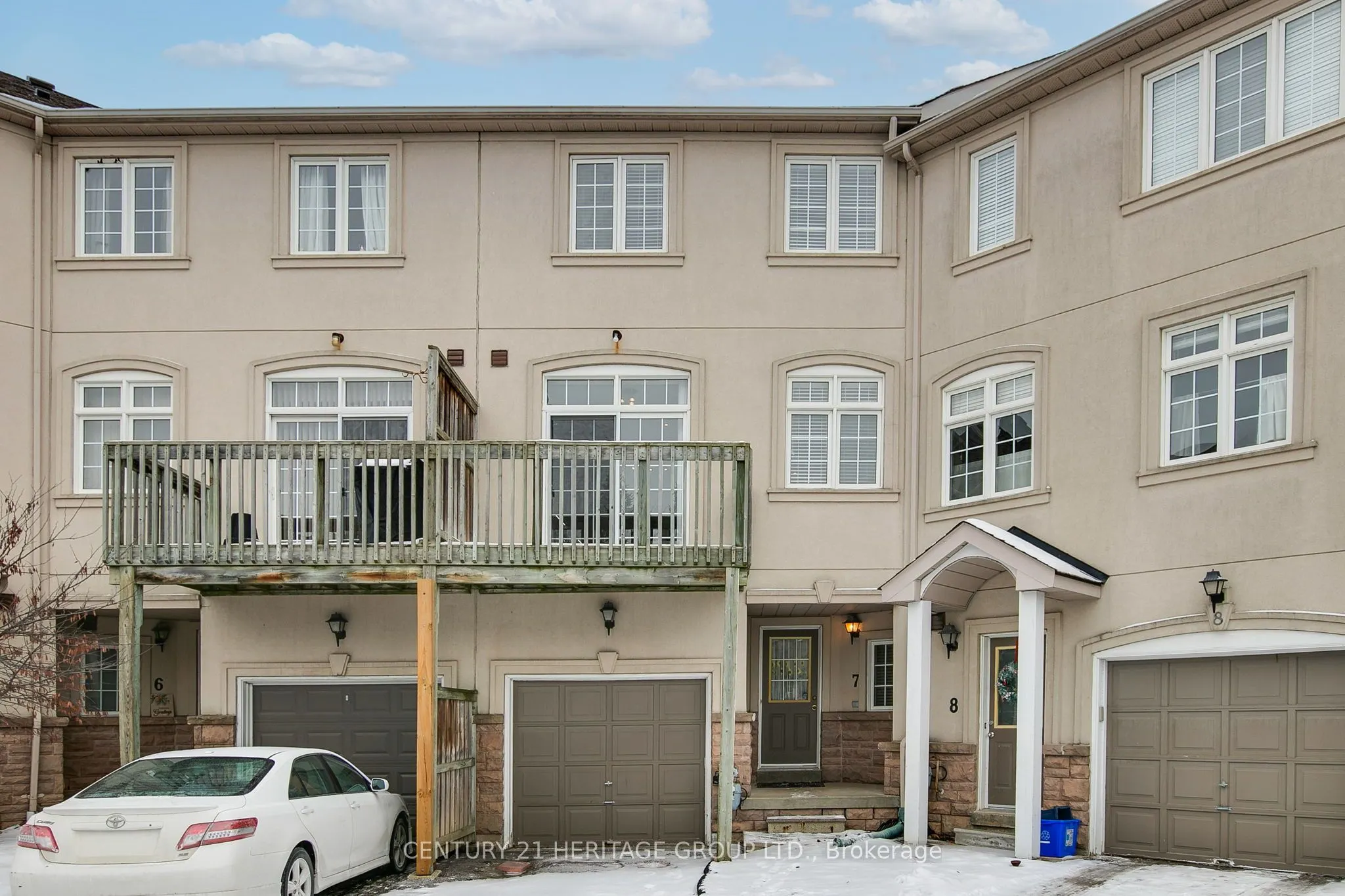10 Post Oak Drive, #7