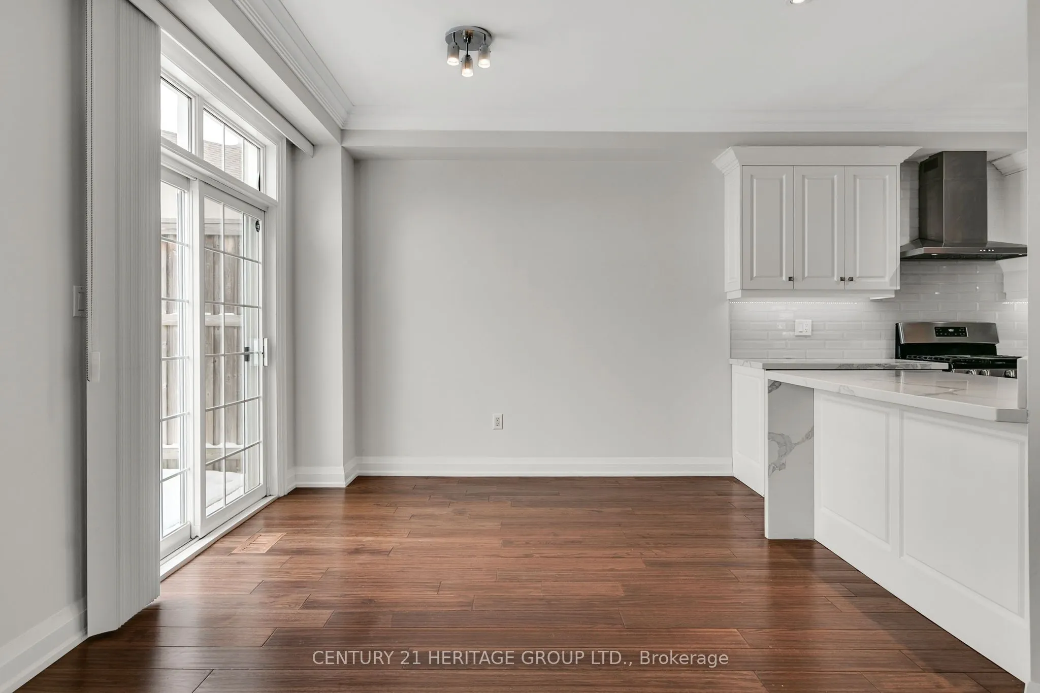 10 Post Oak Drive, #7