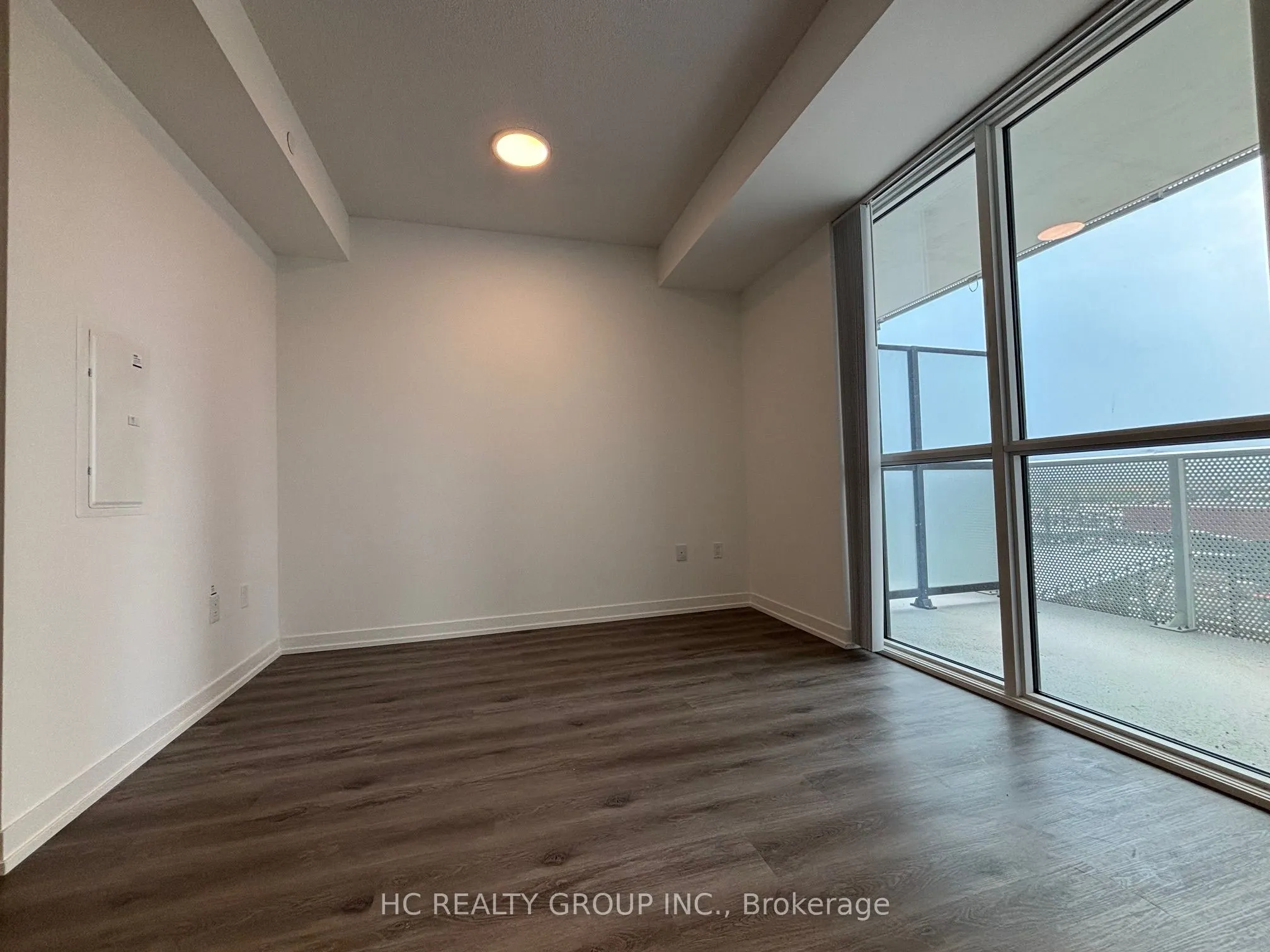 28 Interchange Way, #505