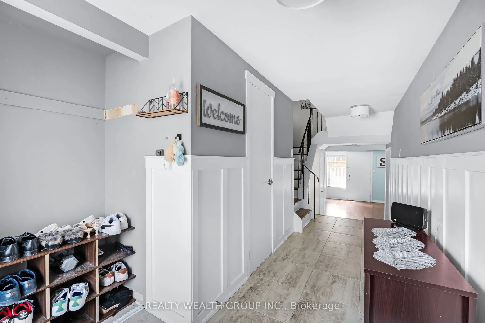 5 Poplar Crescent W, #103