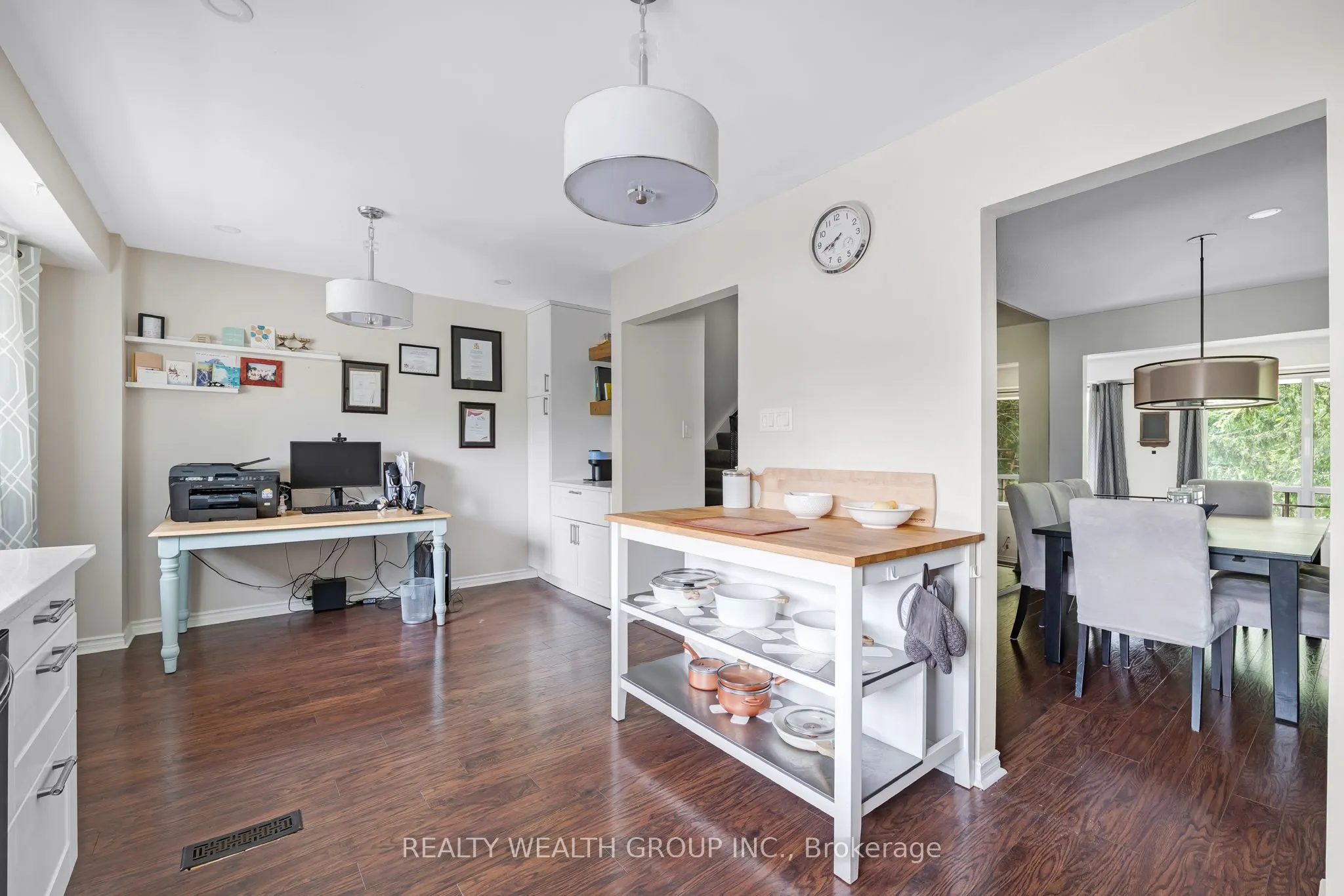 5 Poplar Crescent W, #103