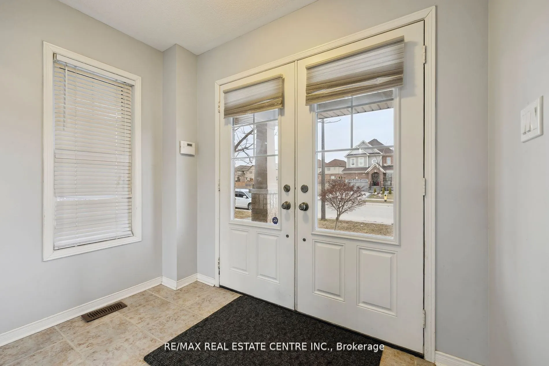 17 Treetops Boulevard