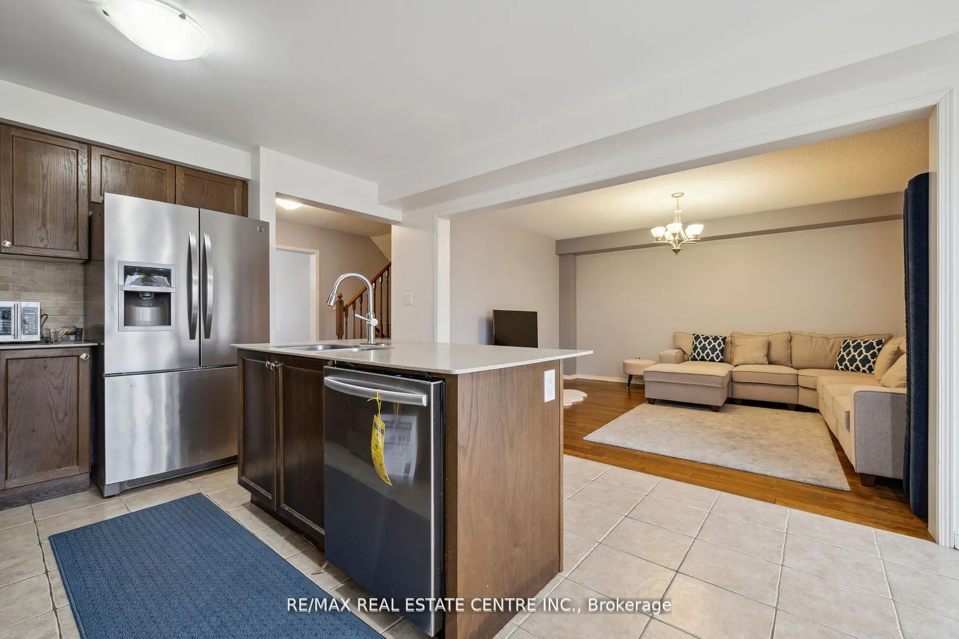 17 Treetops Boulevard