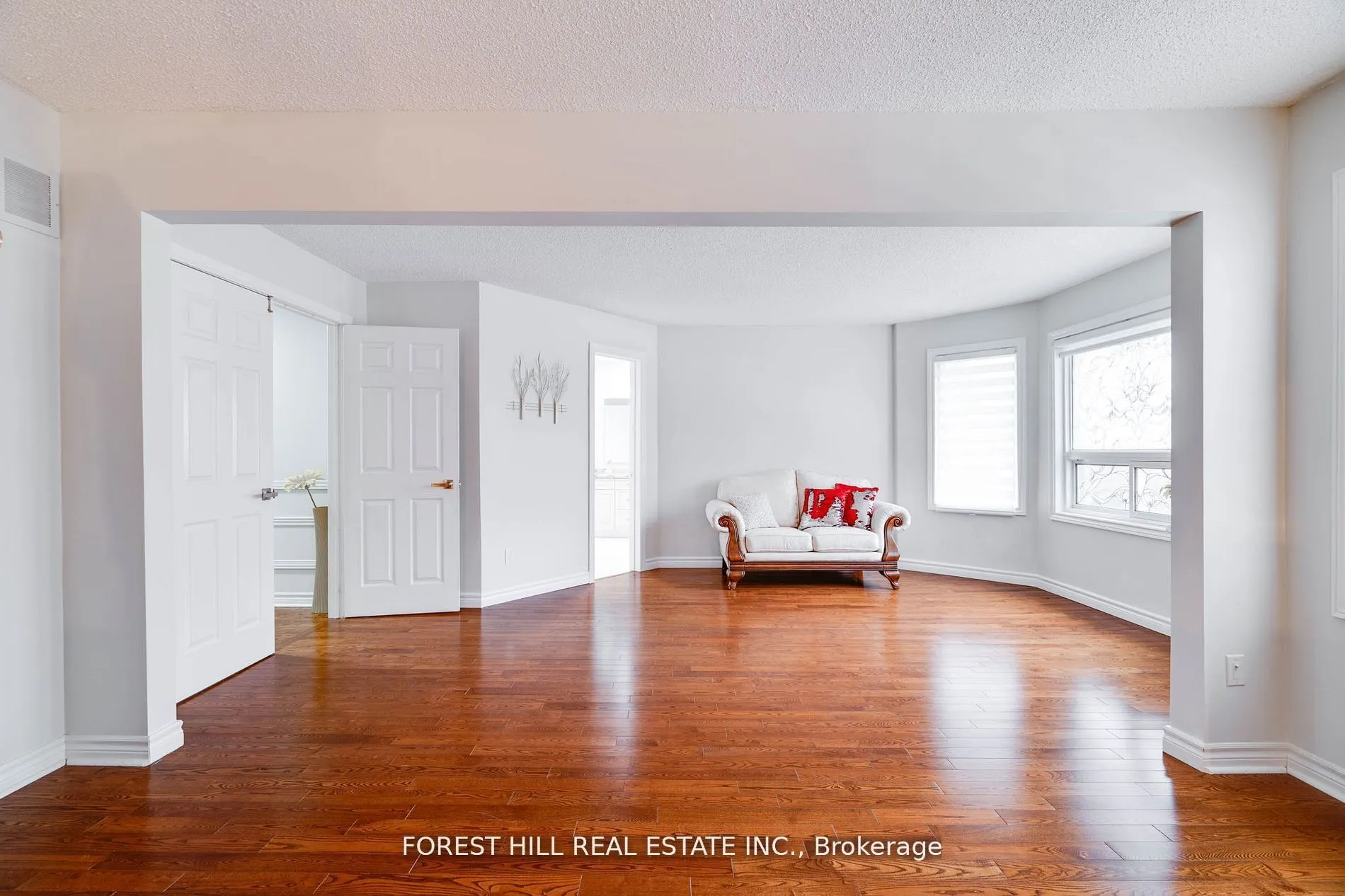 48 Haskell Crescent