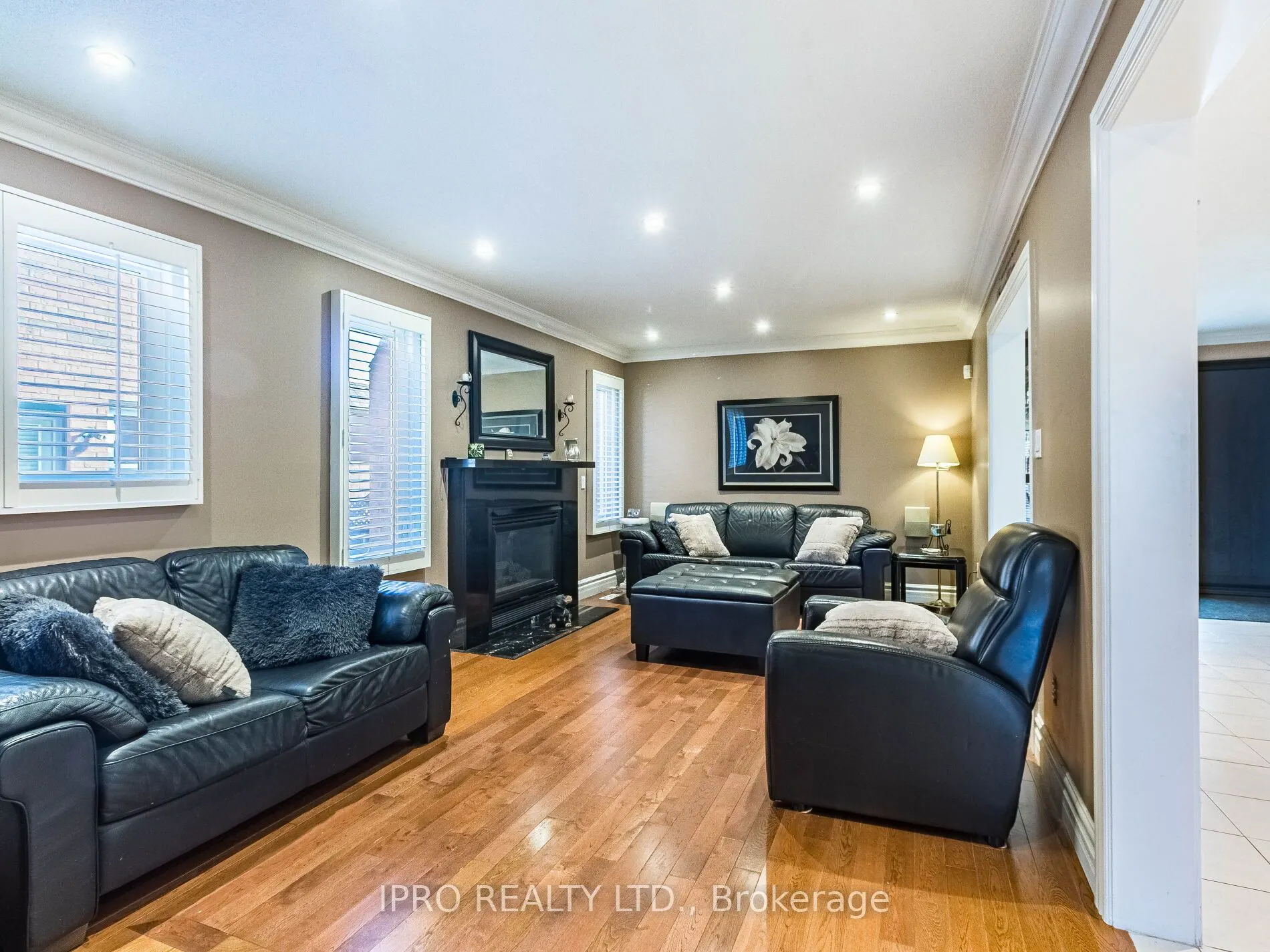 54 Embassy Drive