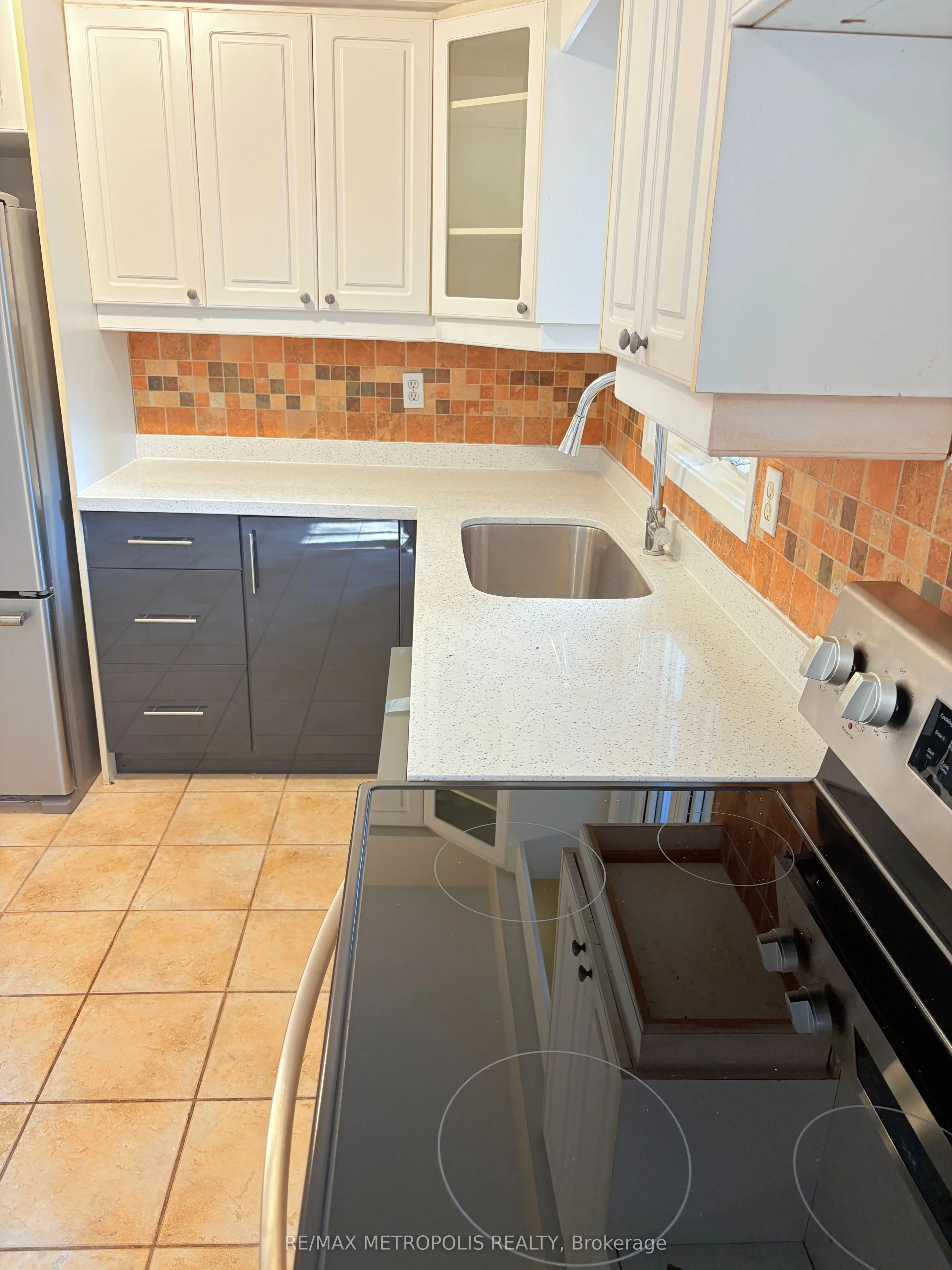 16 Tinti Place