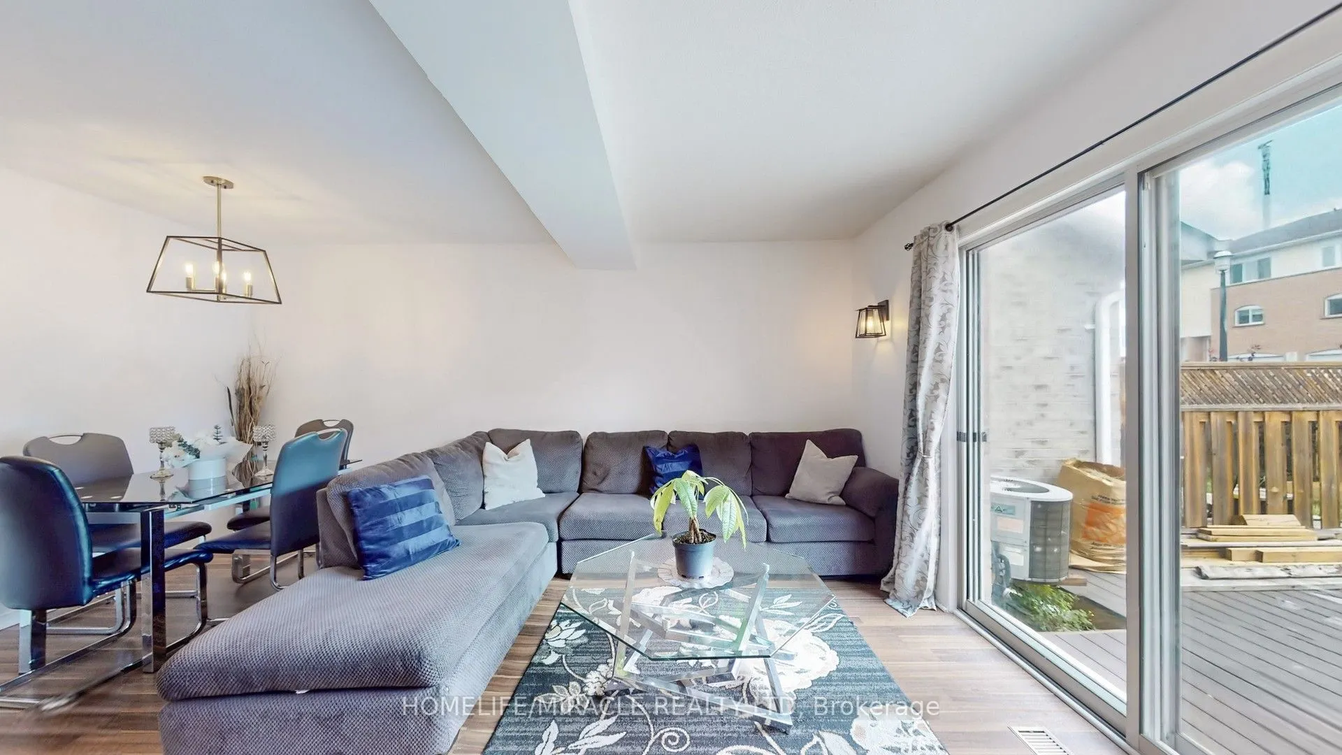 4 William Curtis Circle, #21