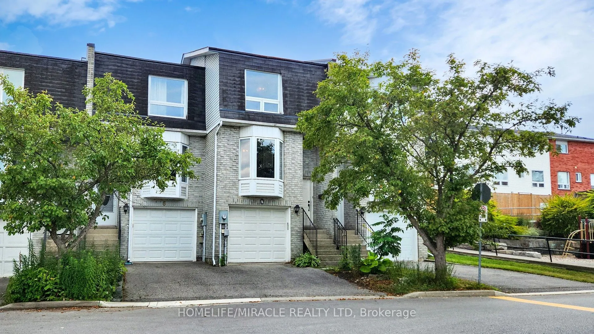 4 William Curtis Circle, #21