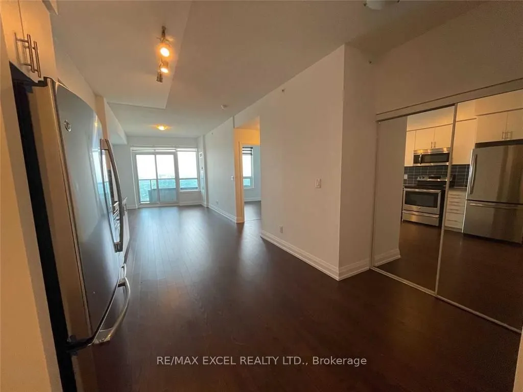 7171 Yonge Street, #2602