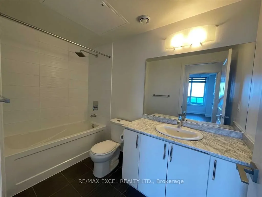7171 Yonge Street, #2602