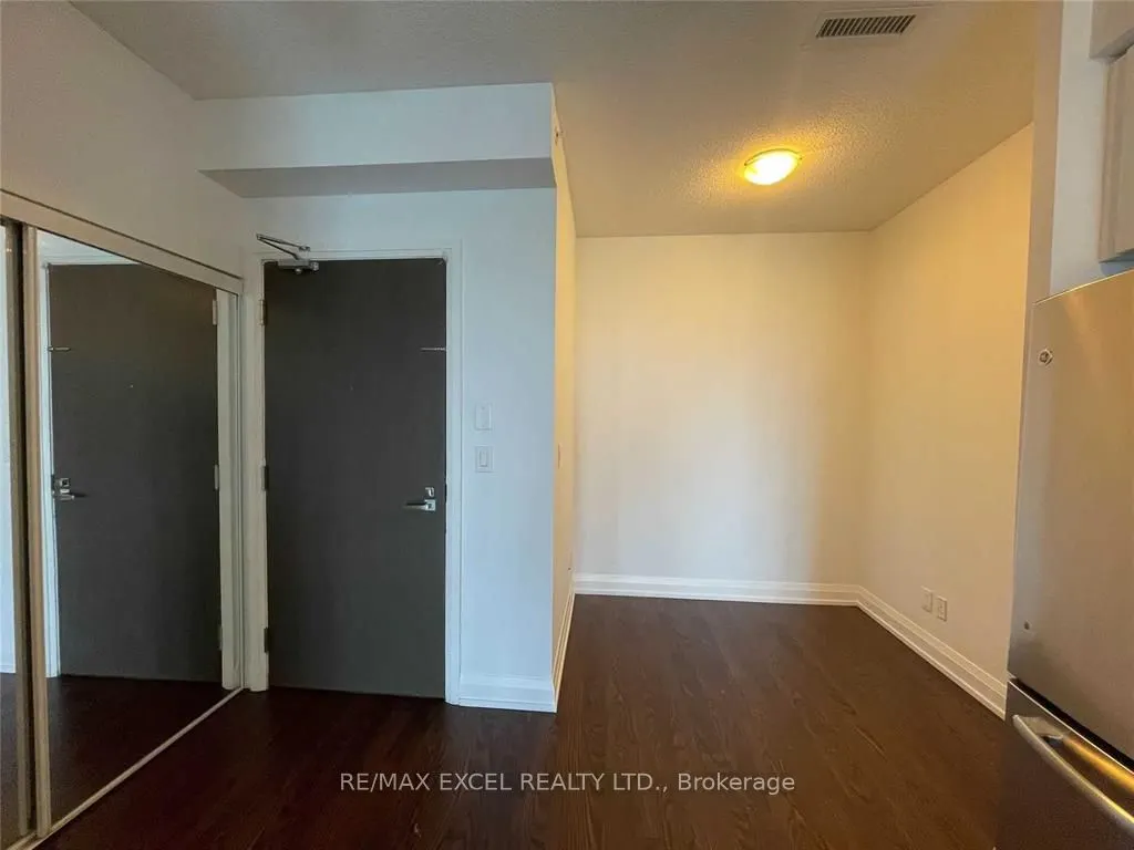7171 Yonge Street, #2602