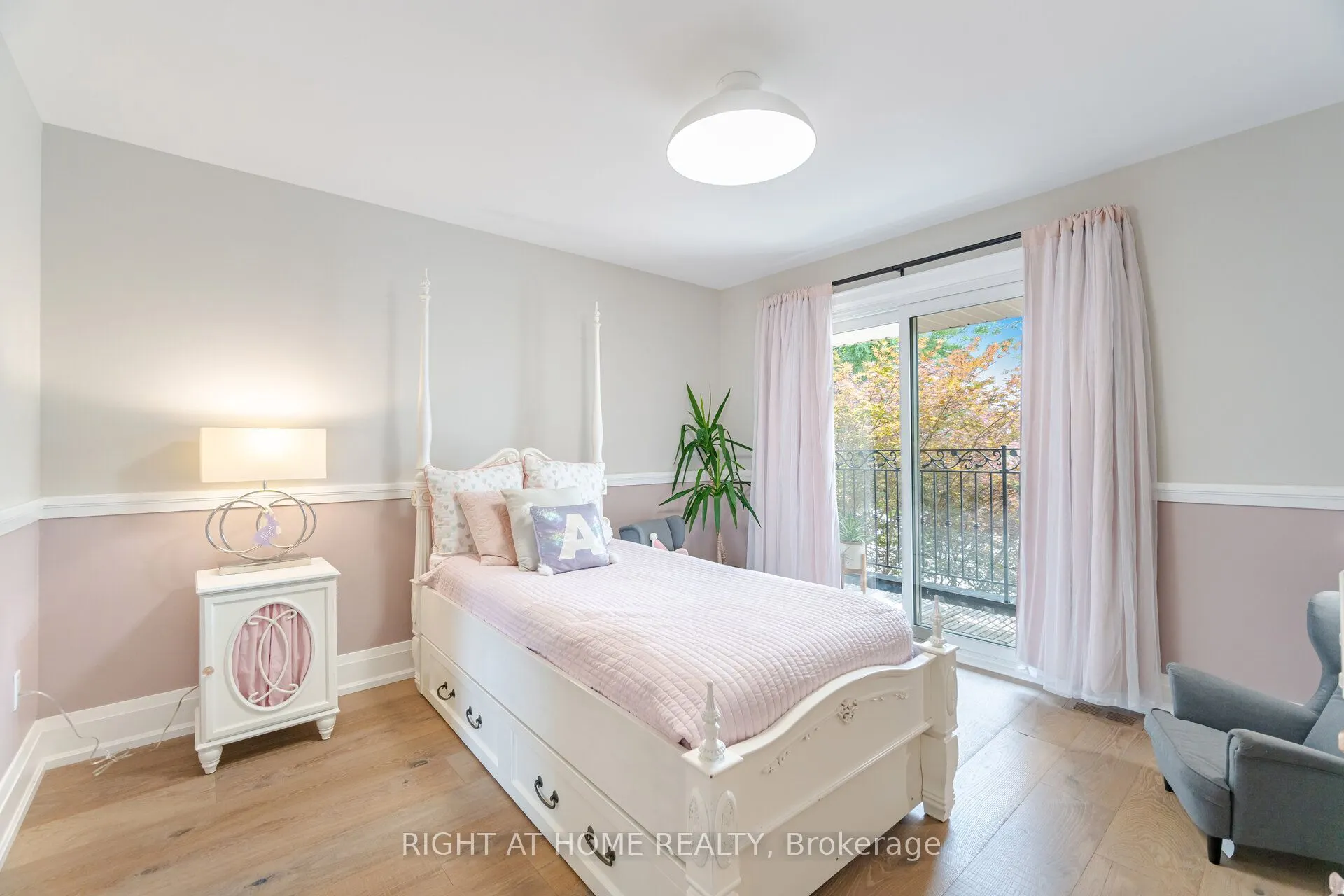 169 Green Manor Crescent