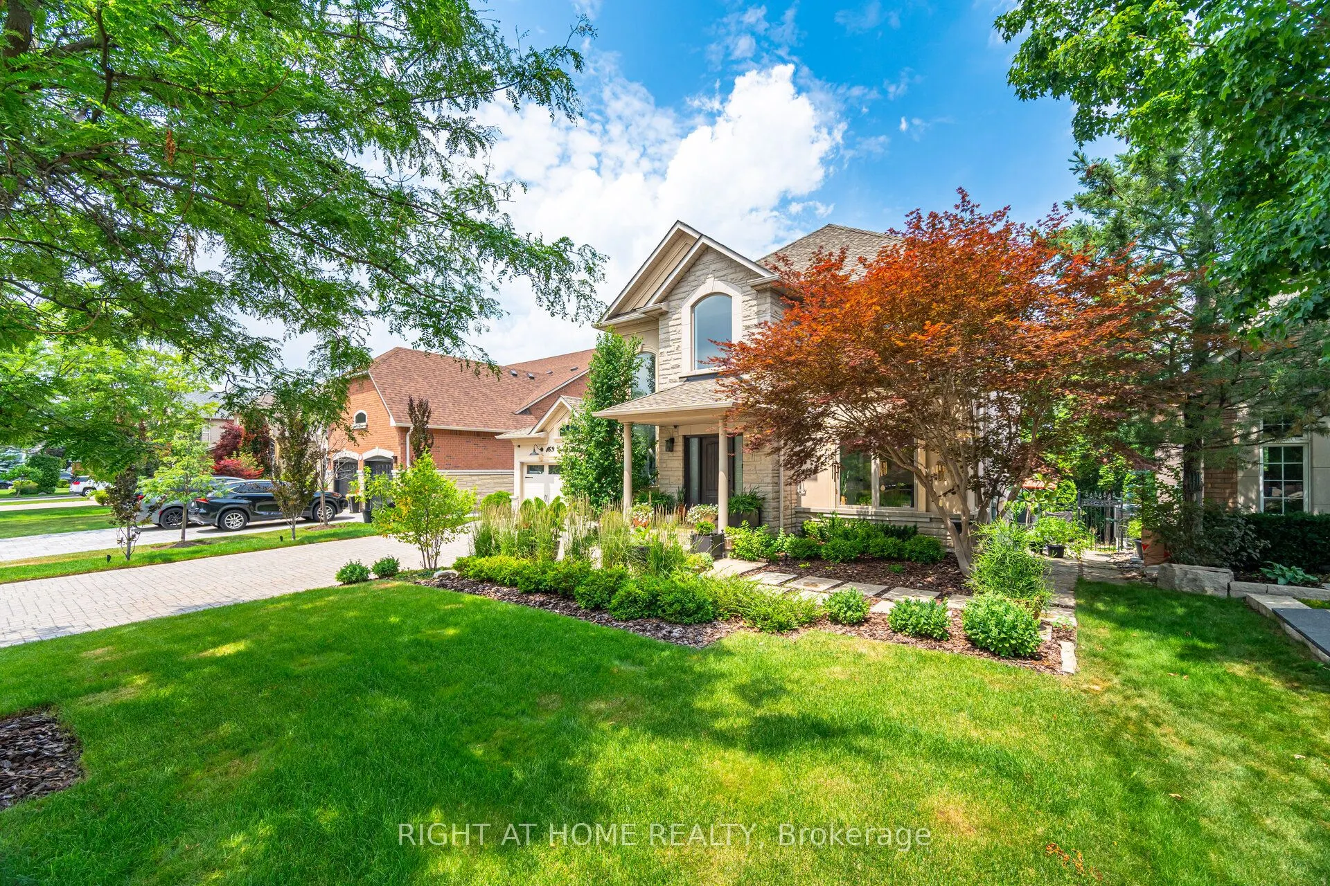 169 Green Manor Crescent