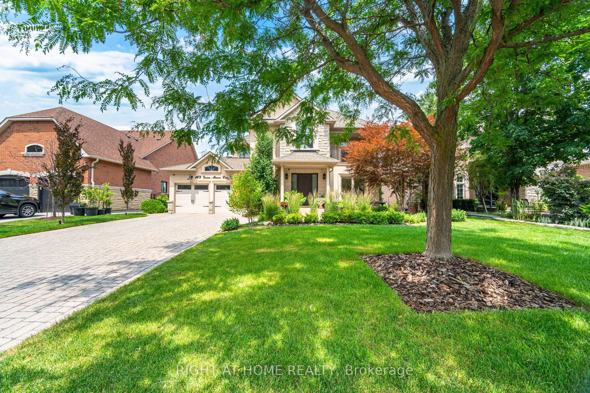 169 Green Manor Crescent