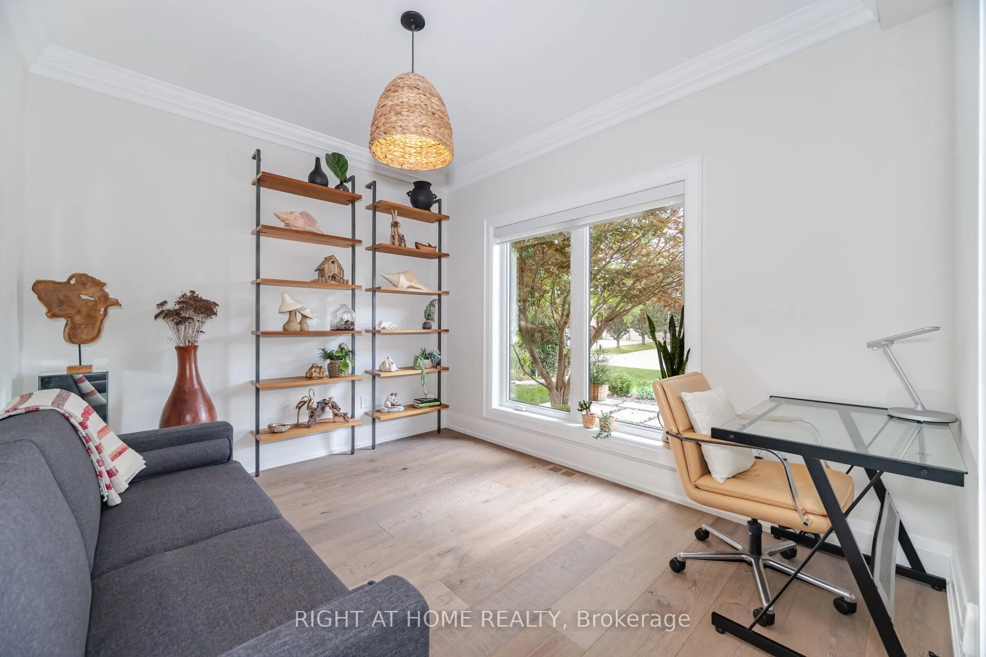 169 Green Manor Crescent