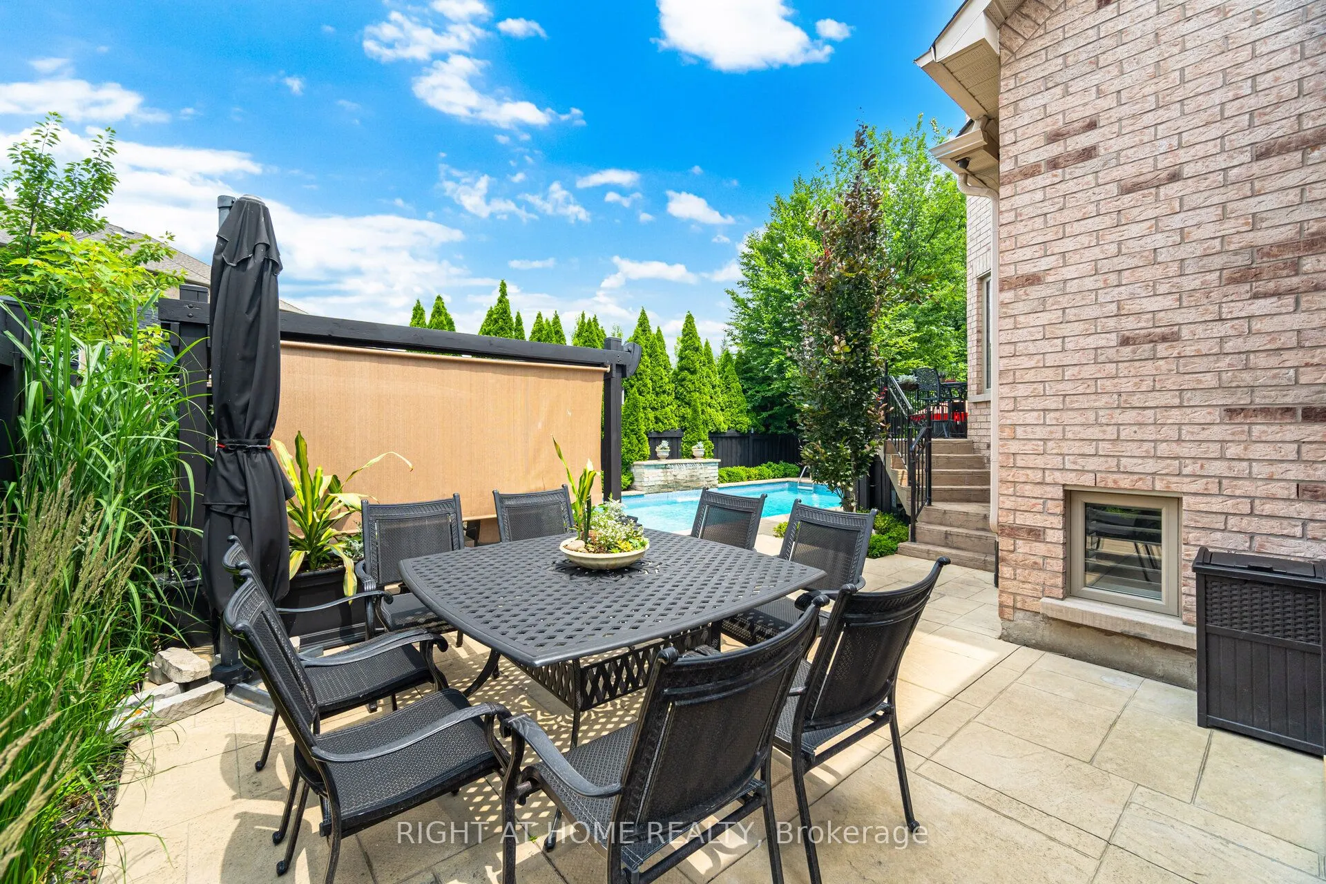 169 Green Manor Crescent