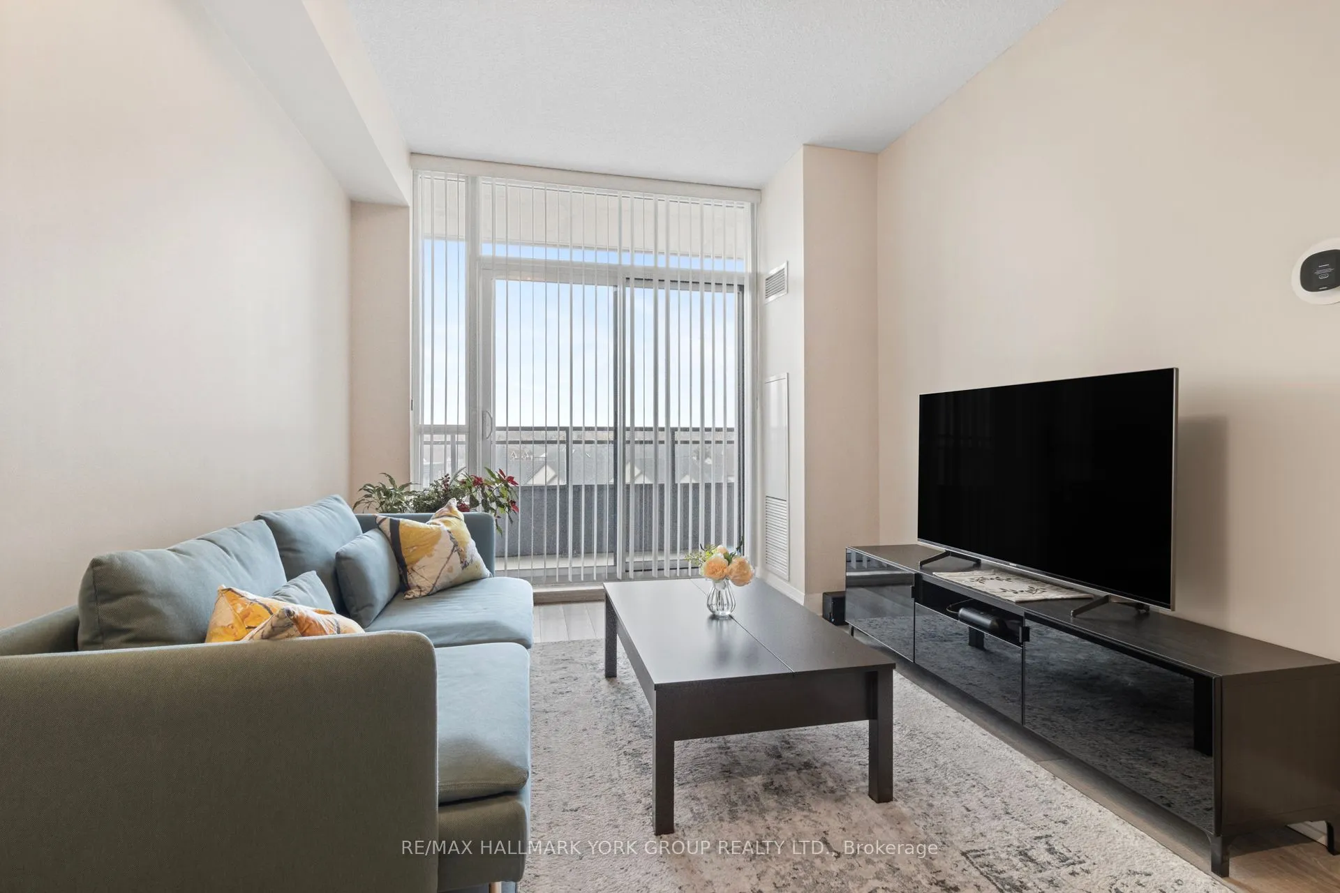 85 North Park Road, #602