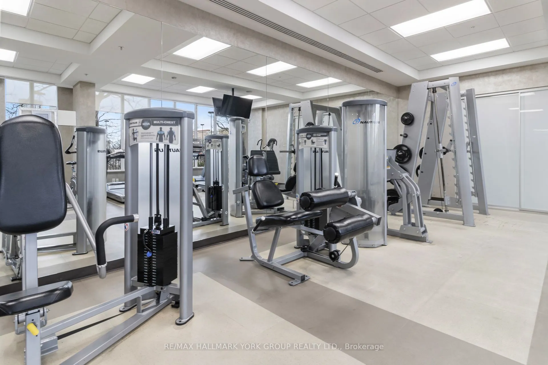85 North Park Road, #602