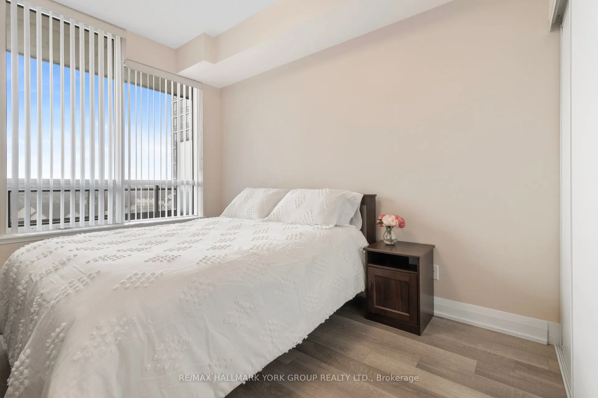 85 North Park Road, #602