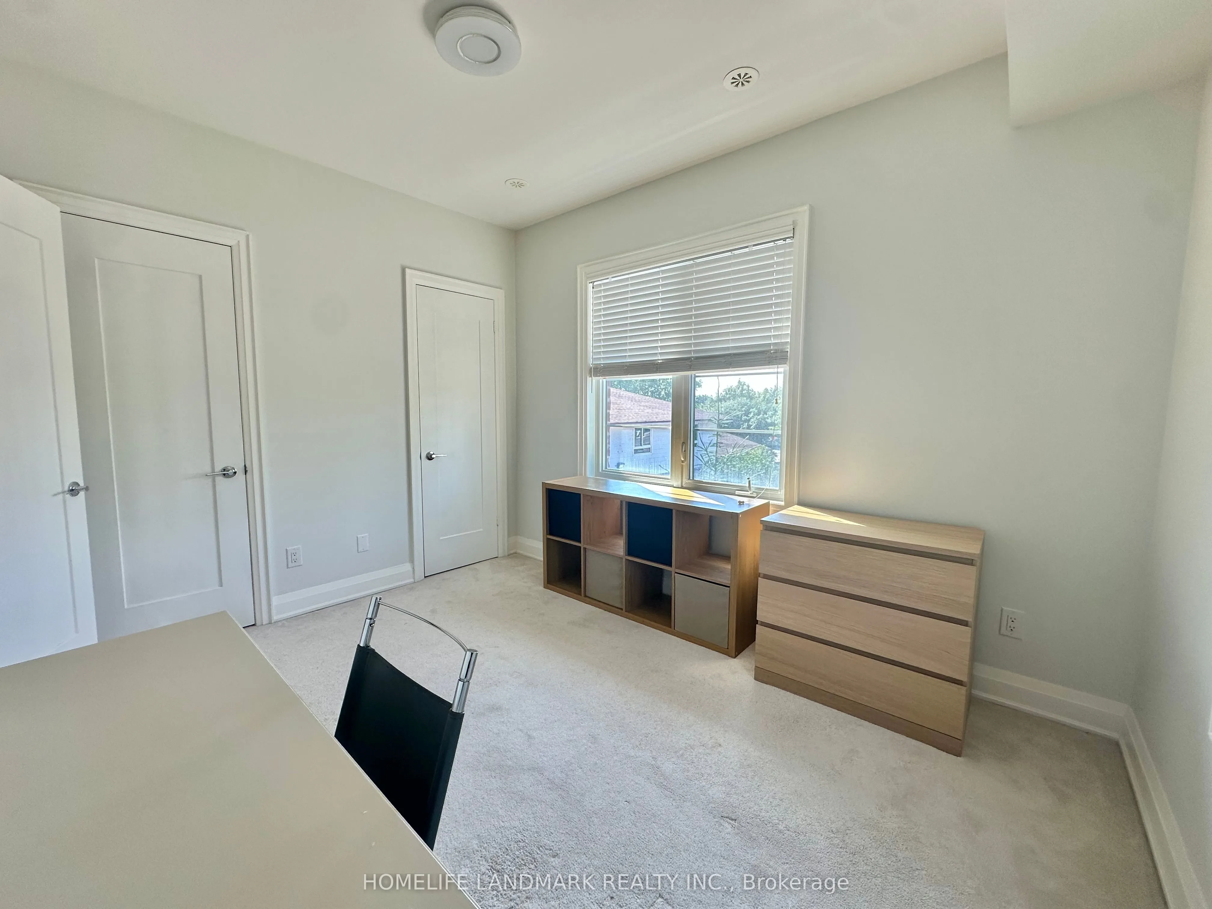 5 Dunton Lane