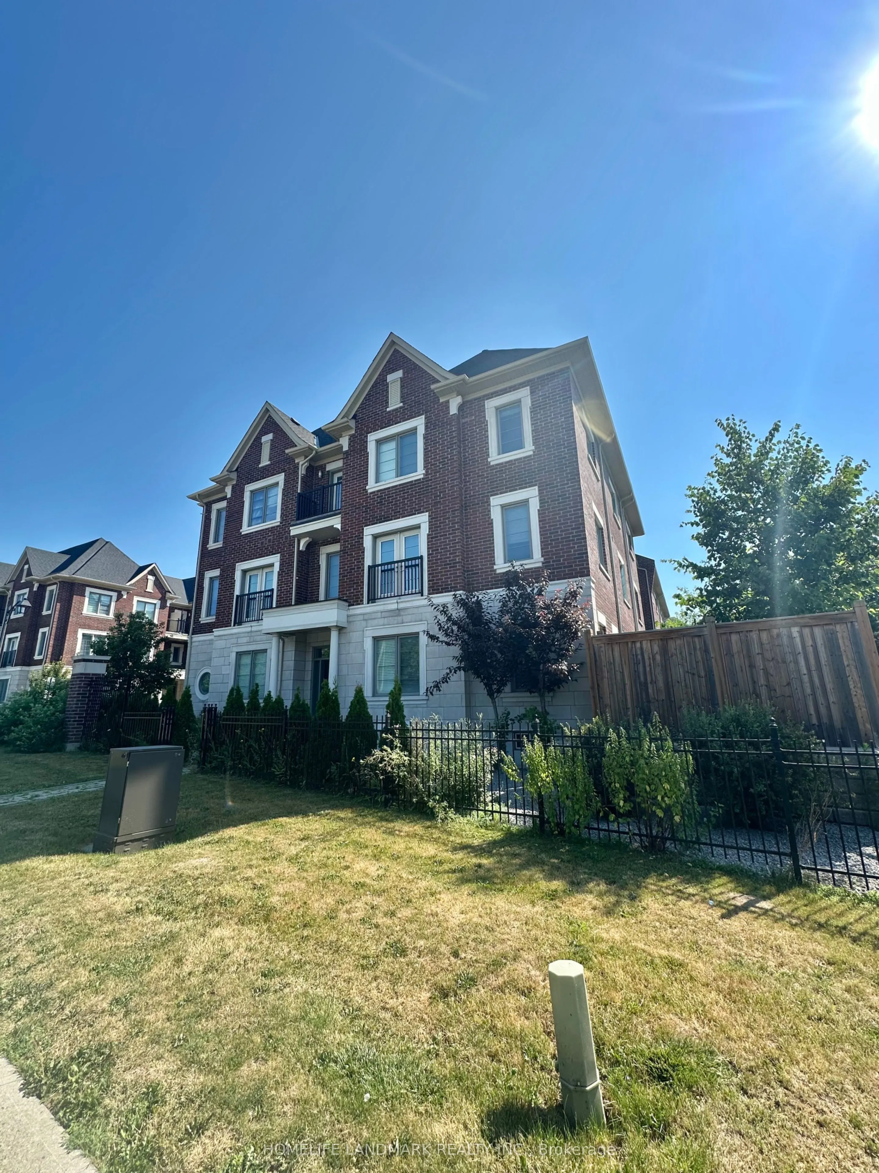 5 Dunton Lane