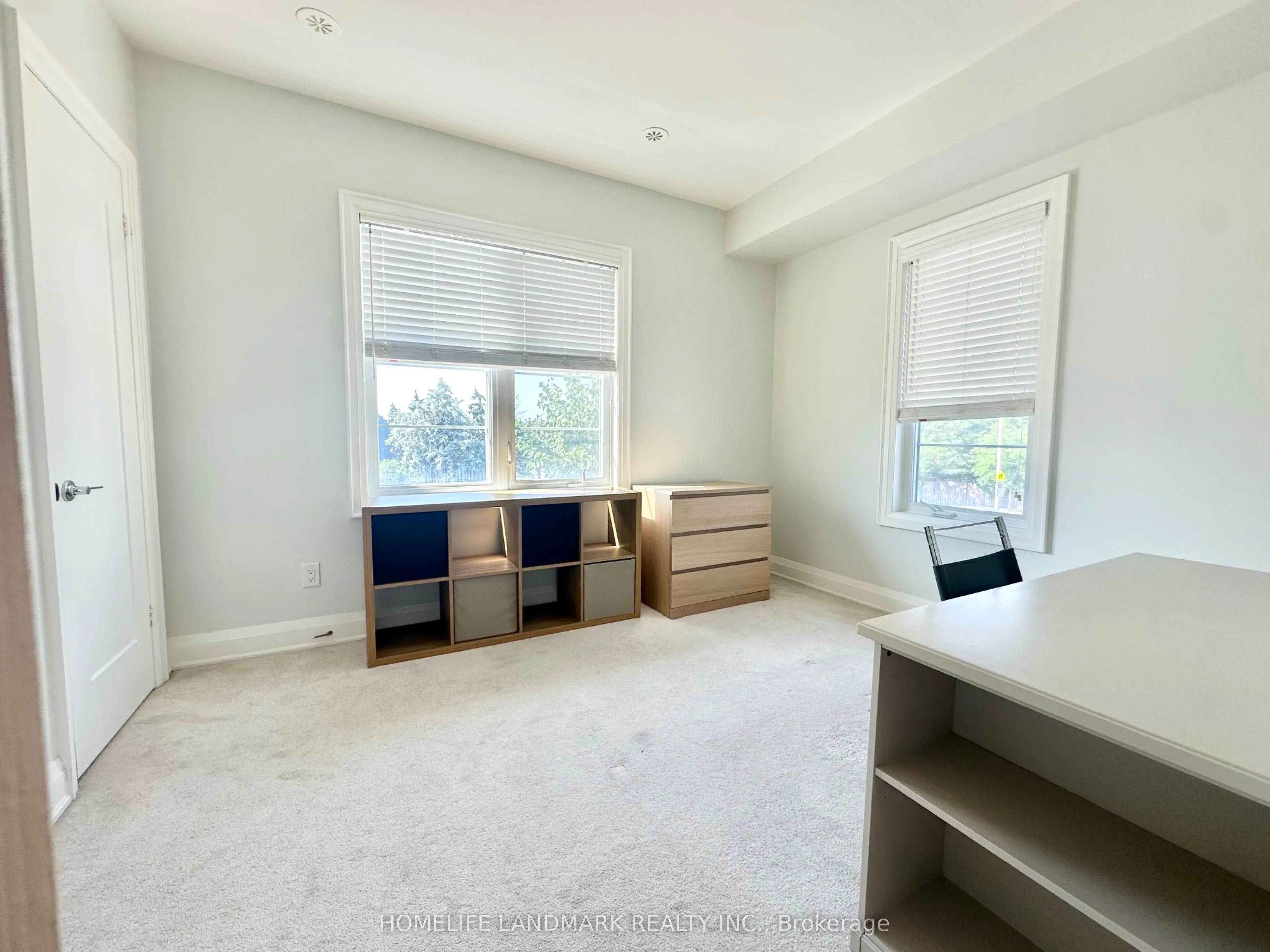 5 Dunton Lane