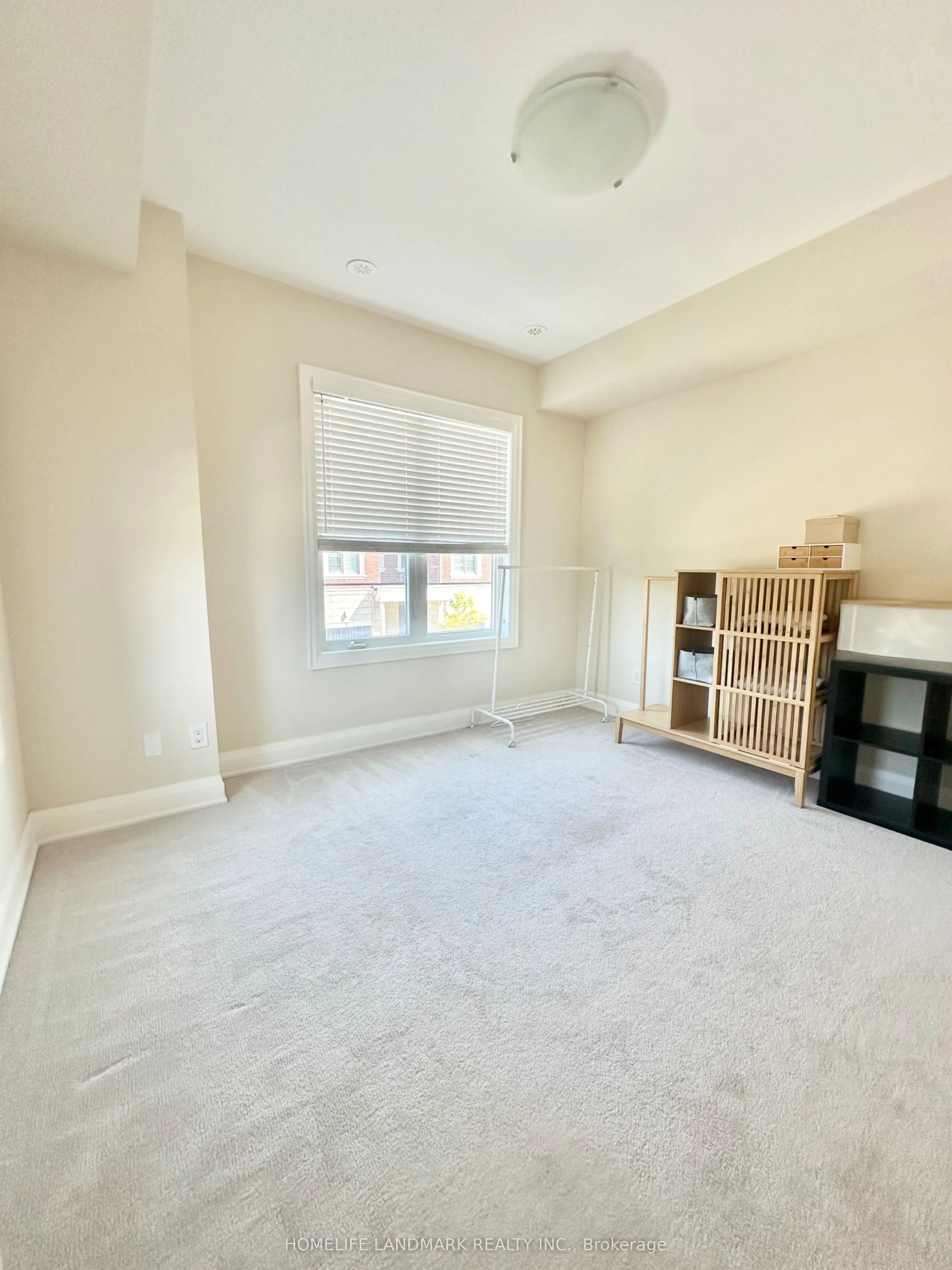 5 Dunton Lane