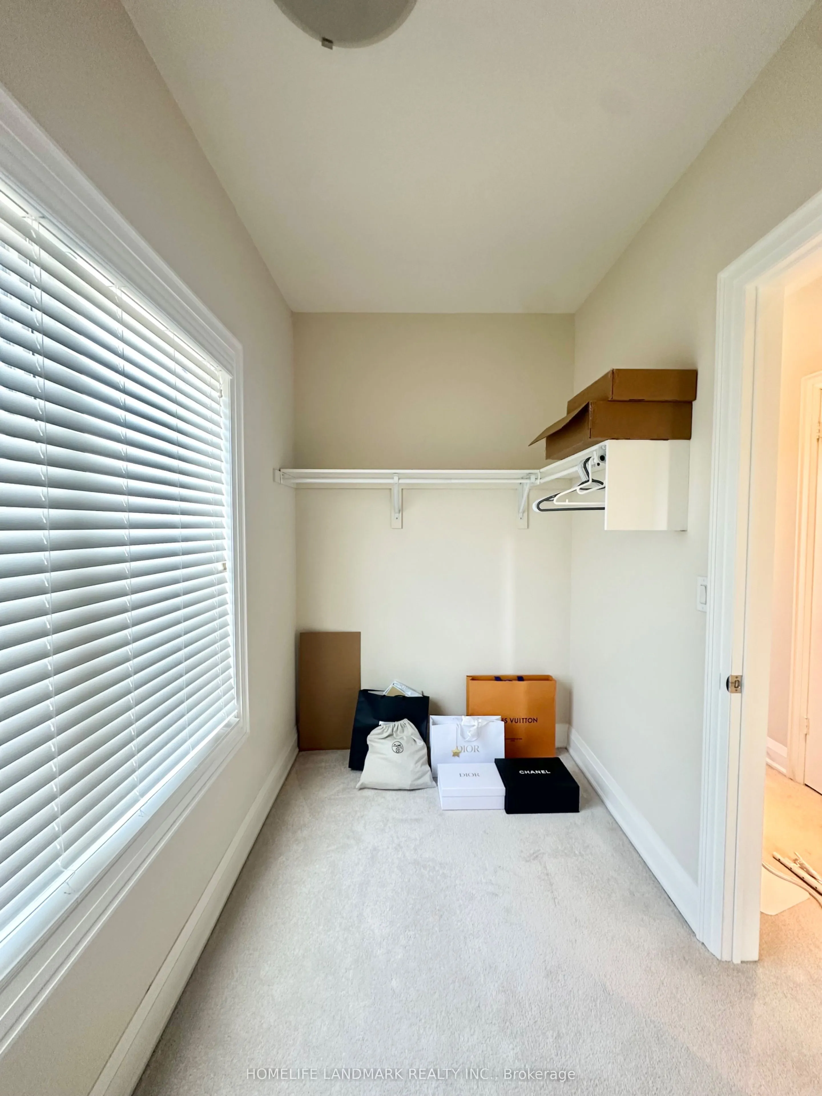 5 Dunton Lane