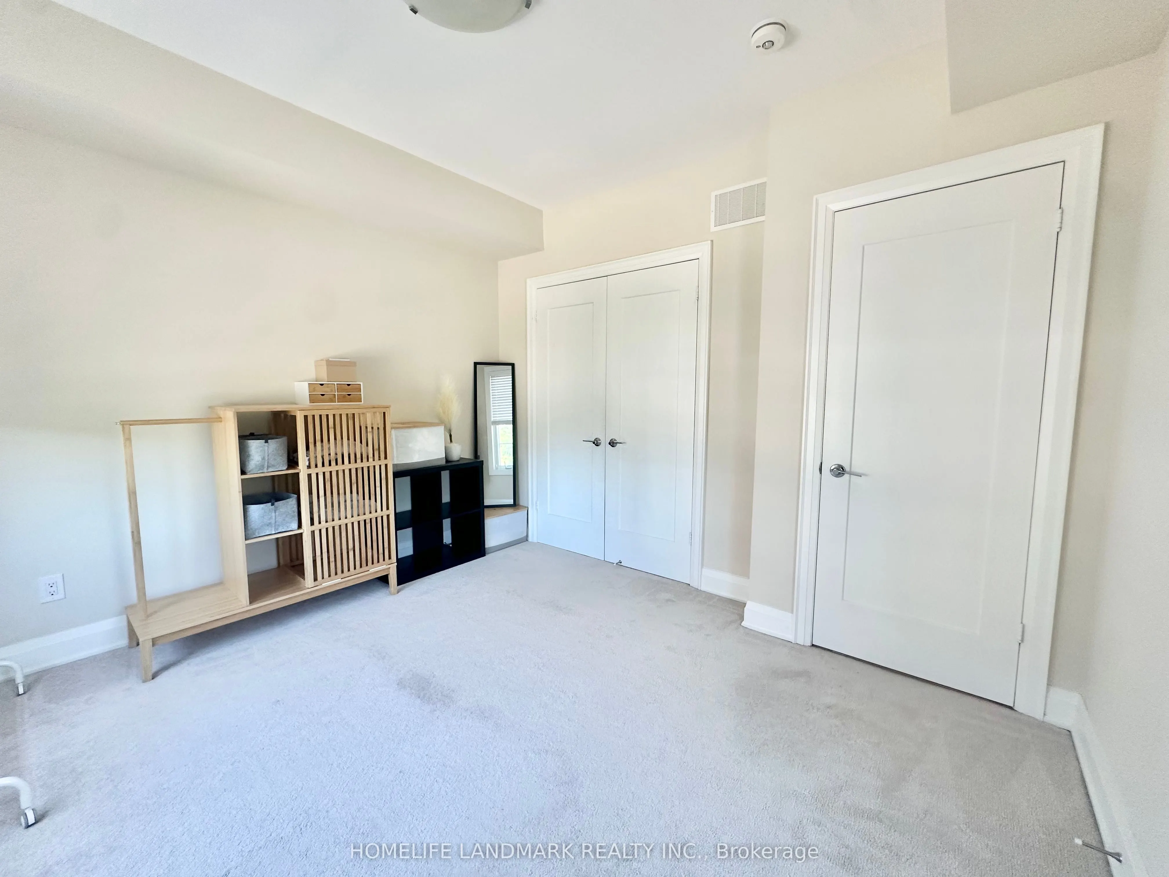 5 Dunton Lane